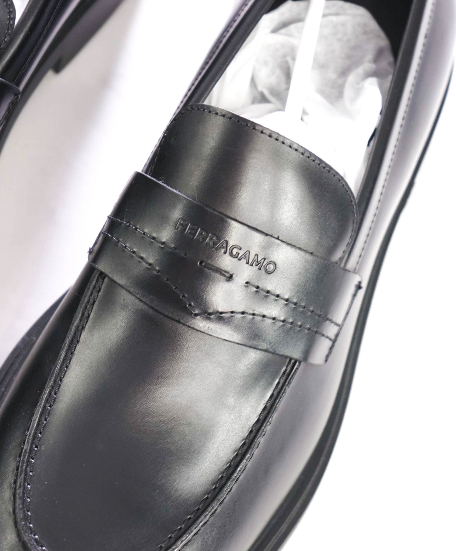 $995 FERRAGAMO - "CALIGOLA" Black Lug-Sole Loafers - 11 EE