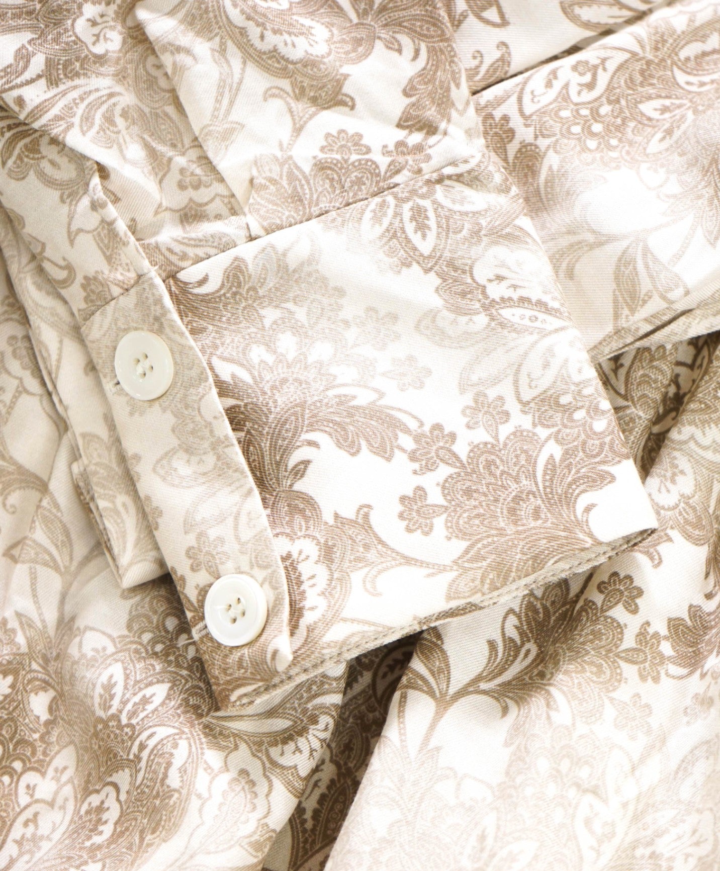 $695 ELEVENTY - Beige Floral Cotton/Silk Shirt - 2
