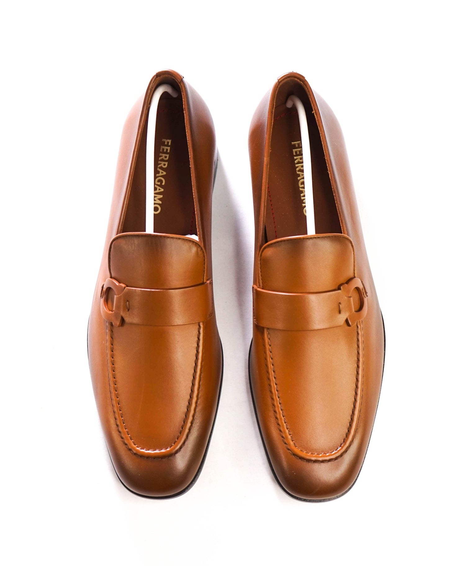 $1,050 FERRAGAMO - "BONNY" Brown Leather Loafers - 9.5 E