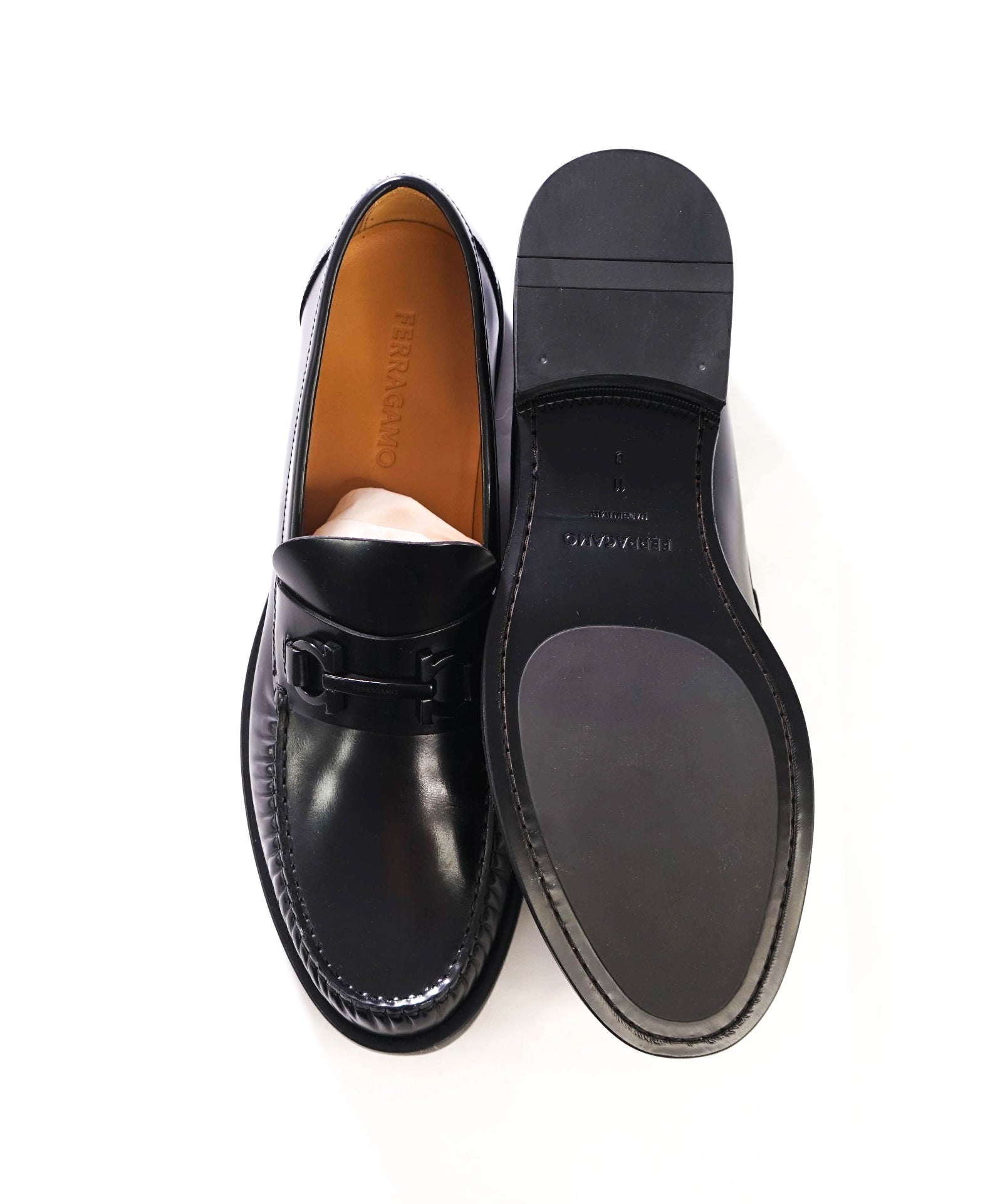 $995 FERRAGAMO - Black Leather "FORT" Loafers - 11 D