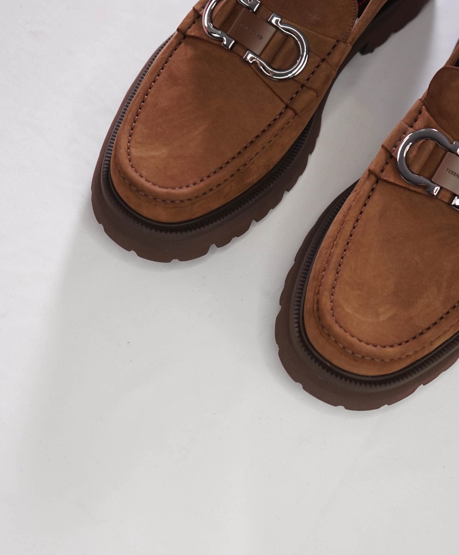 $1,090 FERRAGAMO - Brown Suede "COCOON" Loafers - 11 EE