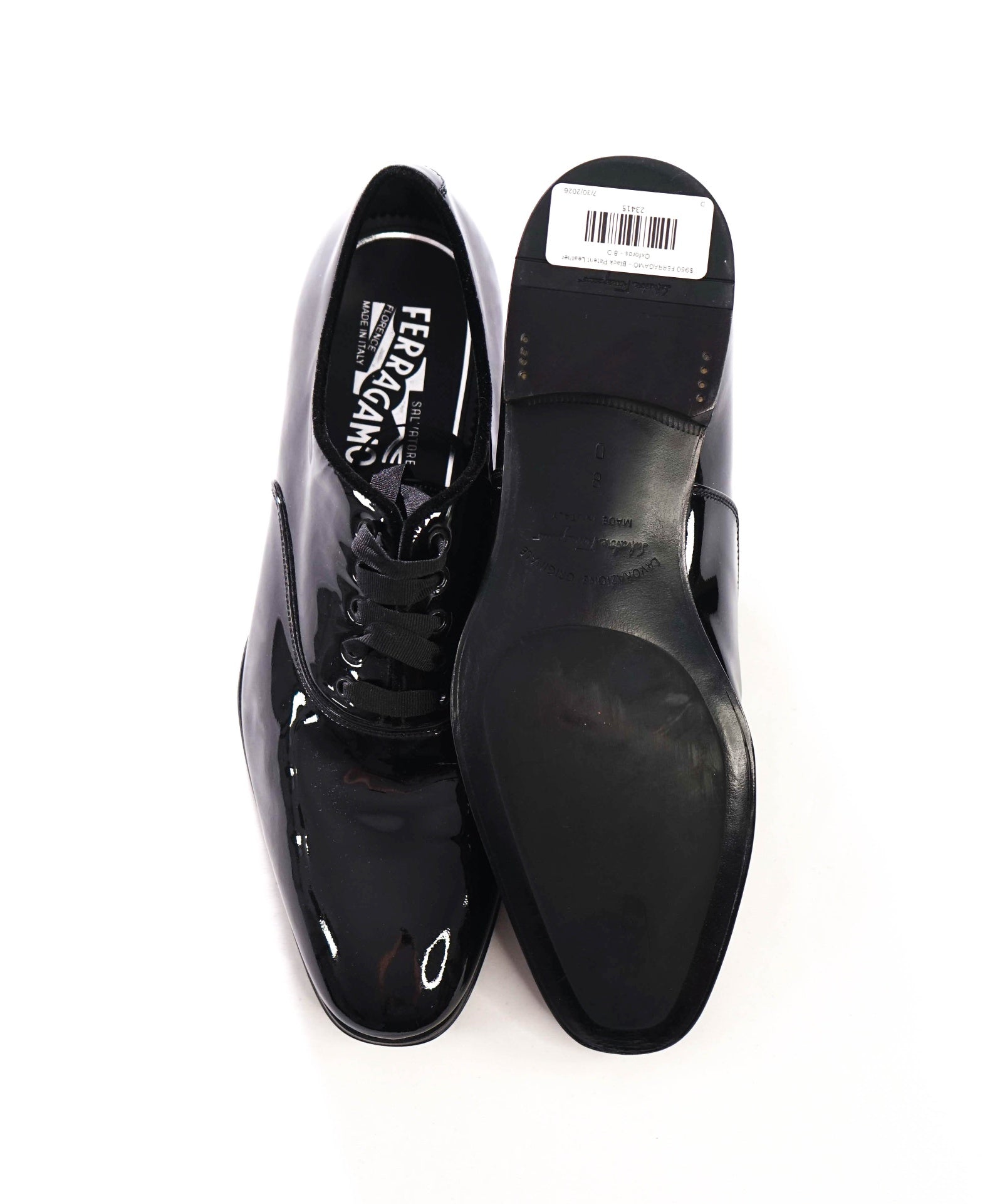 $950 FERRAGAMO - Black Patent Leather Tuxedo Oxfords - 8 D