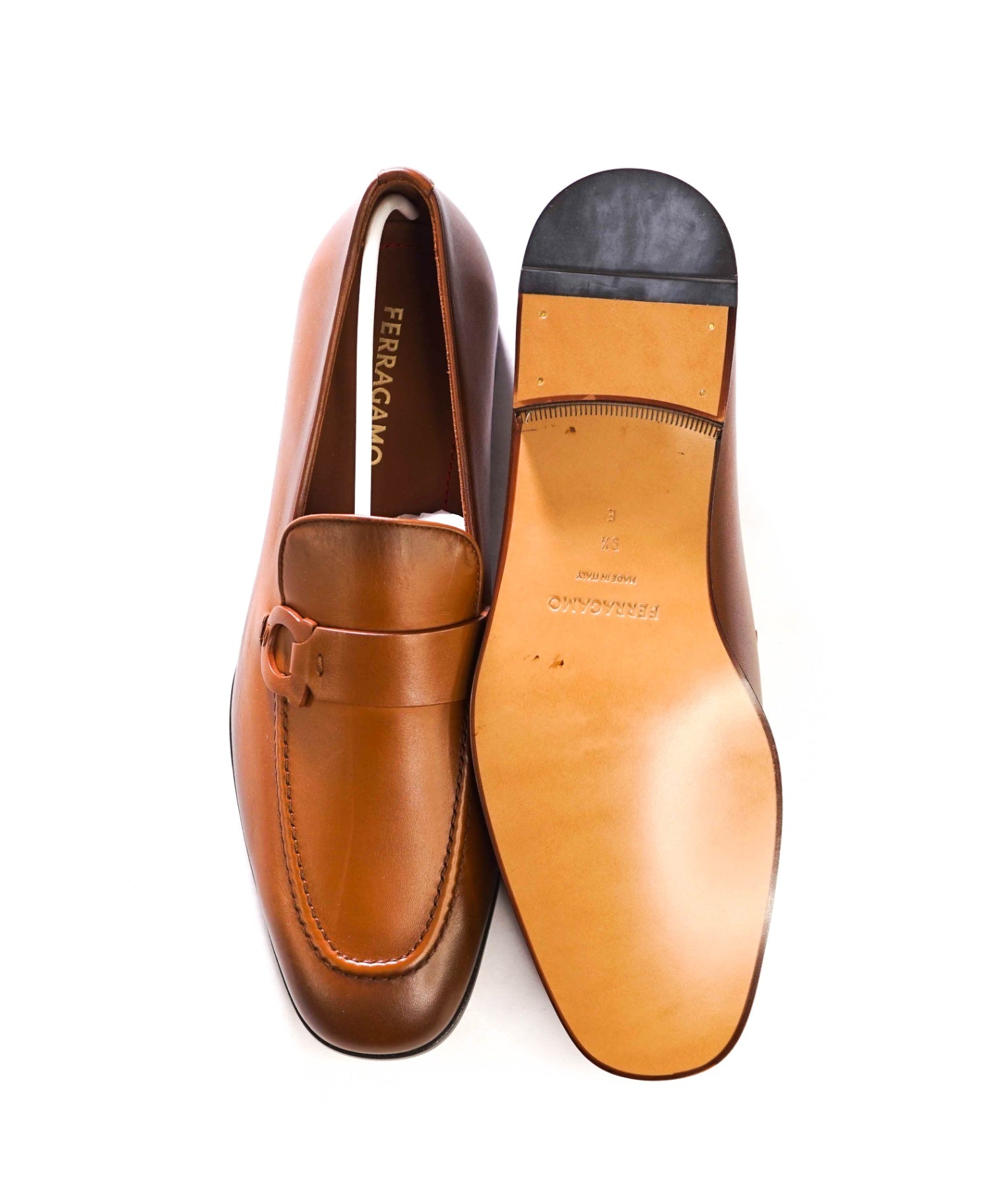$1,050 FERRAGAMO - "BONNY" Brown Leather Loafers - 9.5 E