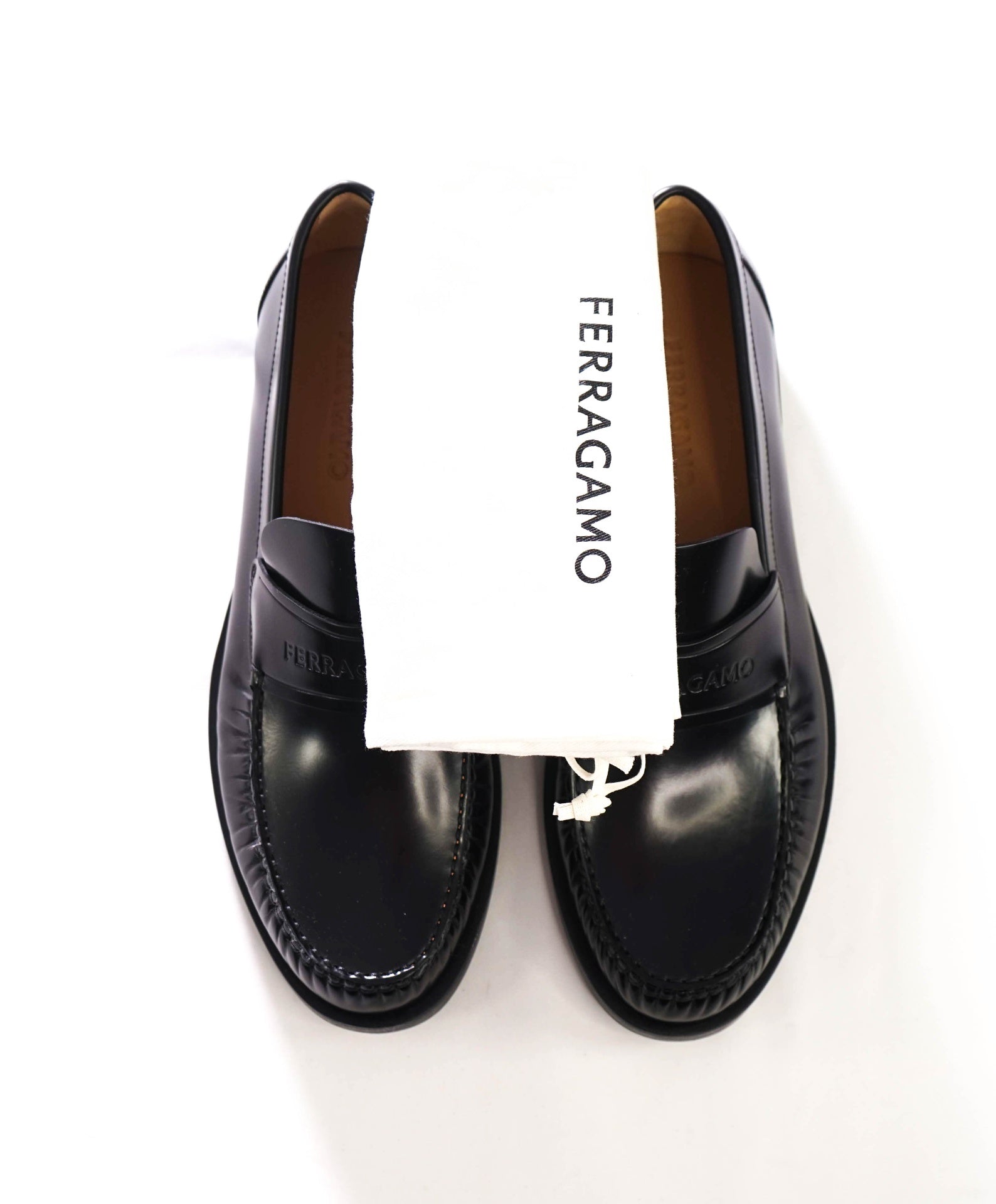 $930 FERRAGAMO - Black Leather "FILLMORE" Loafers - 10.5 EE