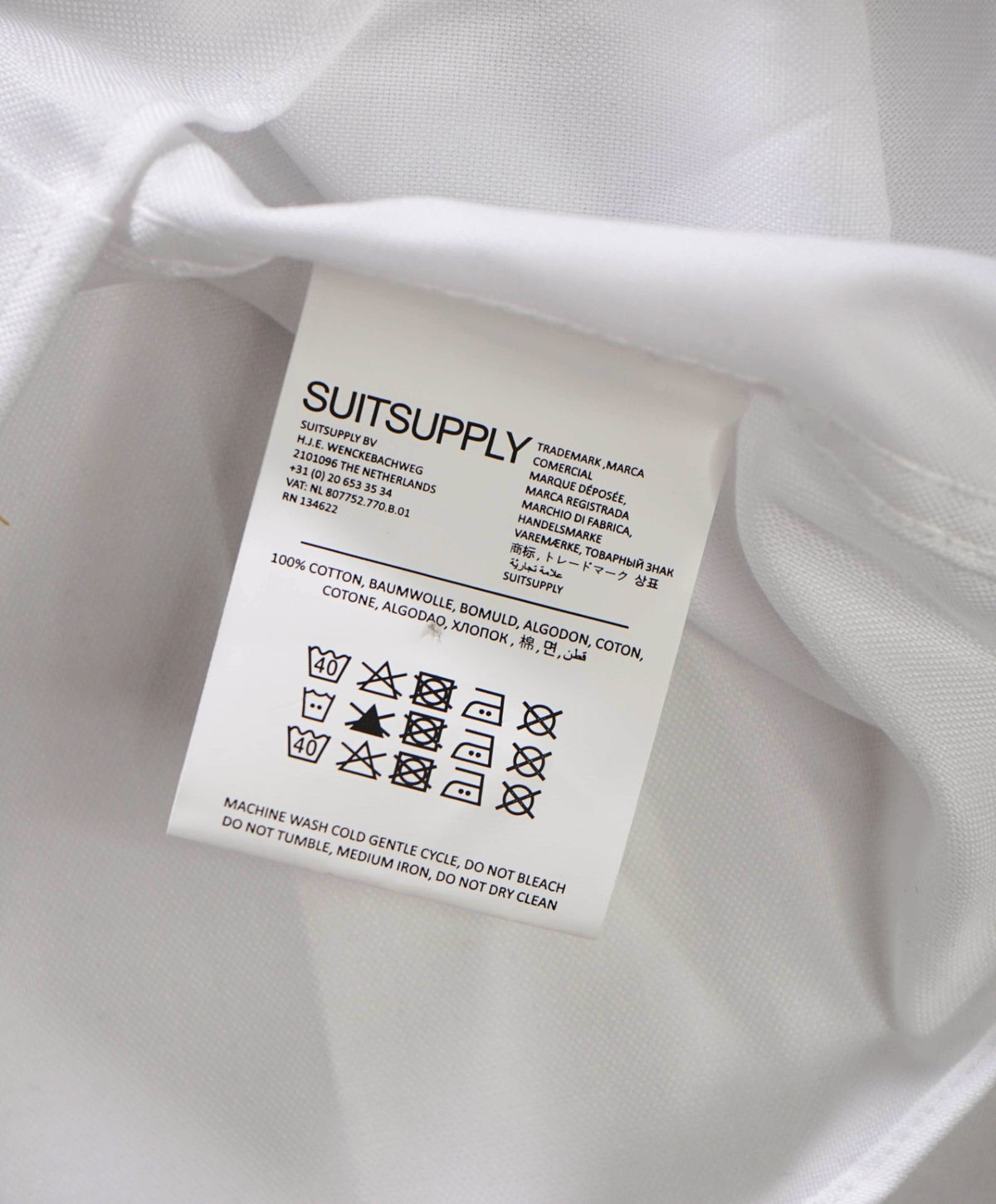 $130 SUITSUPPLY - White Traveller Cotton Shirt - 47
