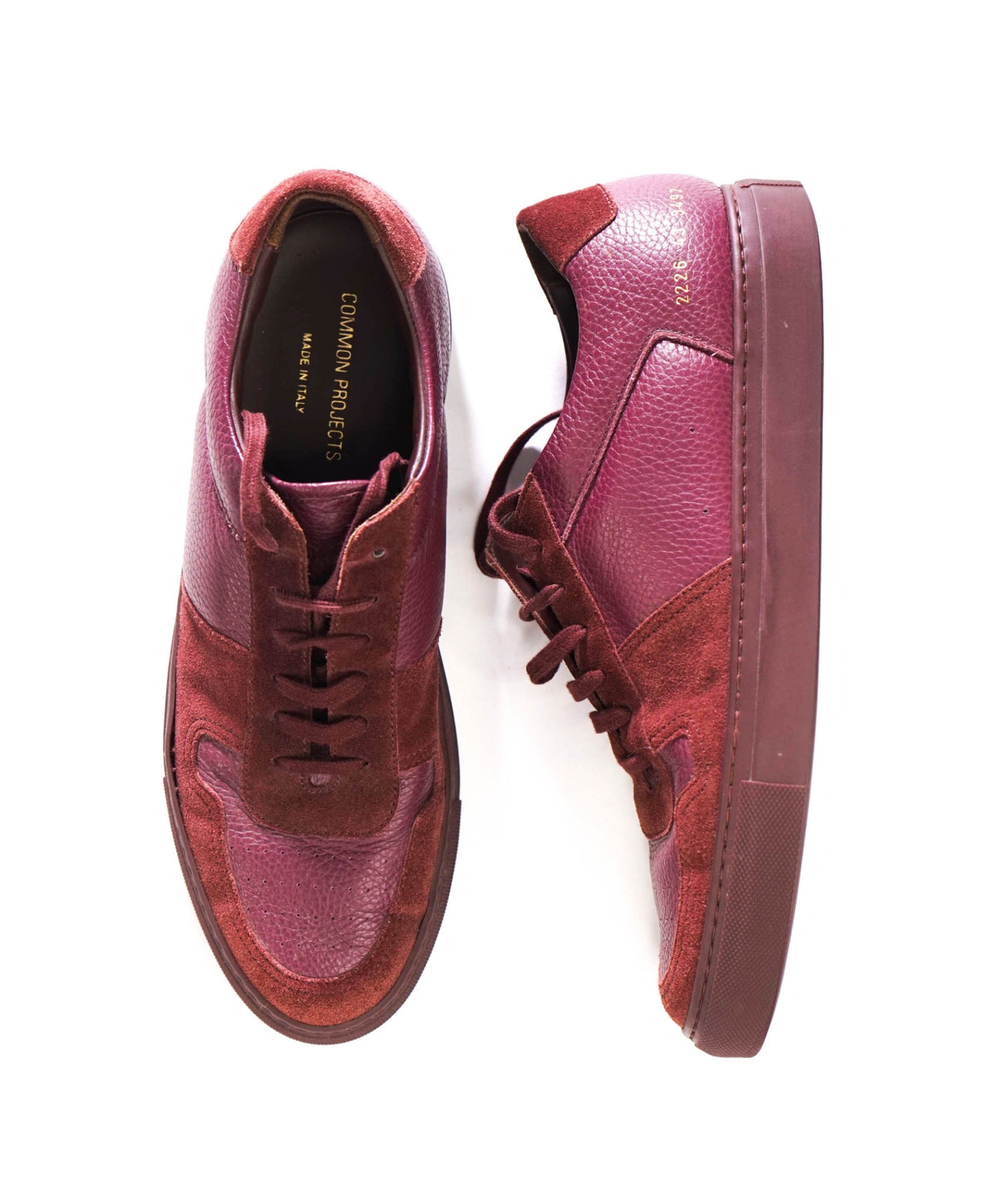 $440 COMMON PROJECTS - Burgundy Leather/Suede Sneakers - US 10 (EU43)