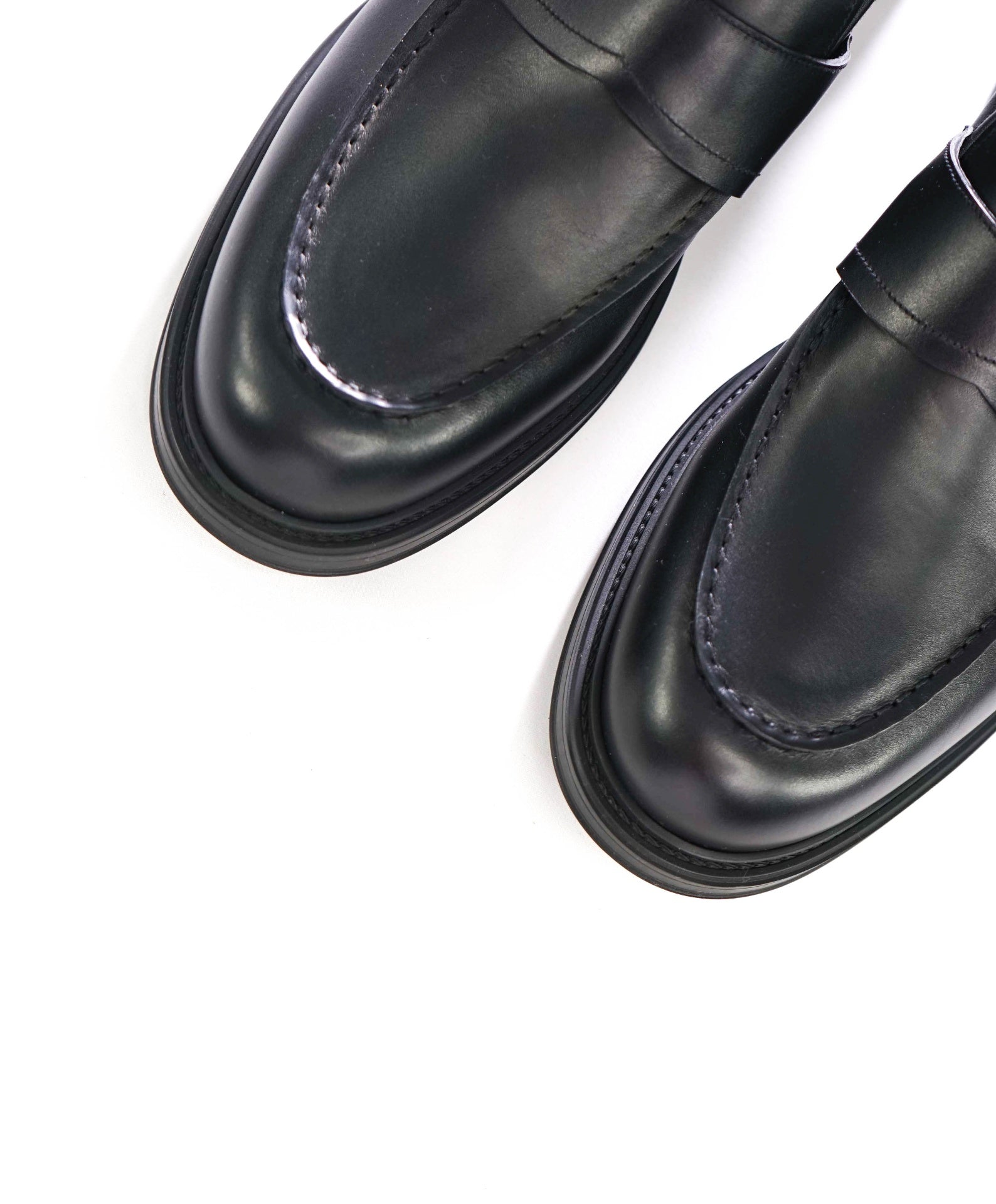 $615 BALLY - Black Leather Loafers - US 12 (11UK)