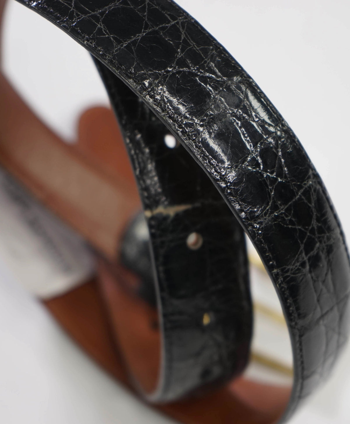 $545 SAKS FIFTH AVENUE - Black Genuine Crocodile Belt - 36