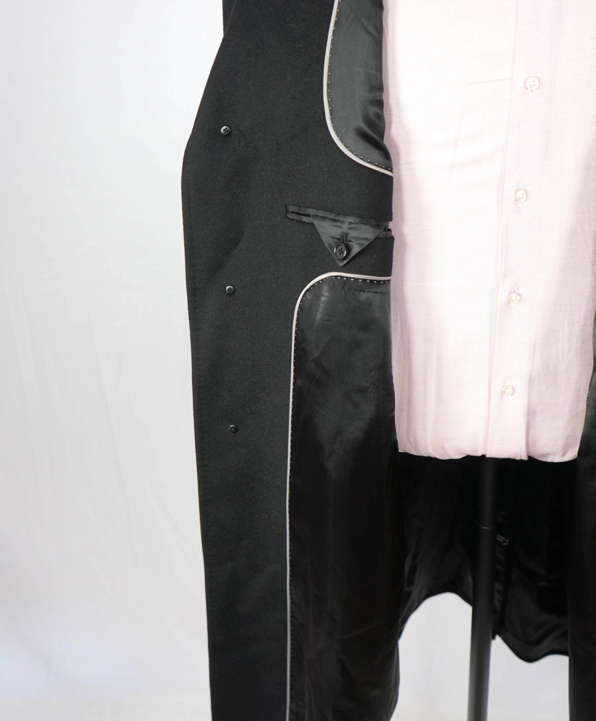 $1,998 SAKS FIFTH AVENUE - Black 100% Cashmere Topcoat - 46R