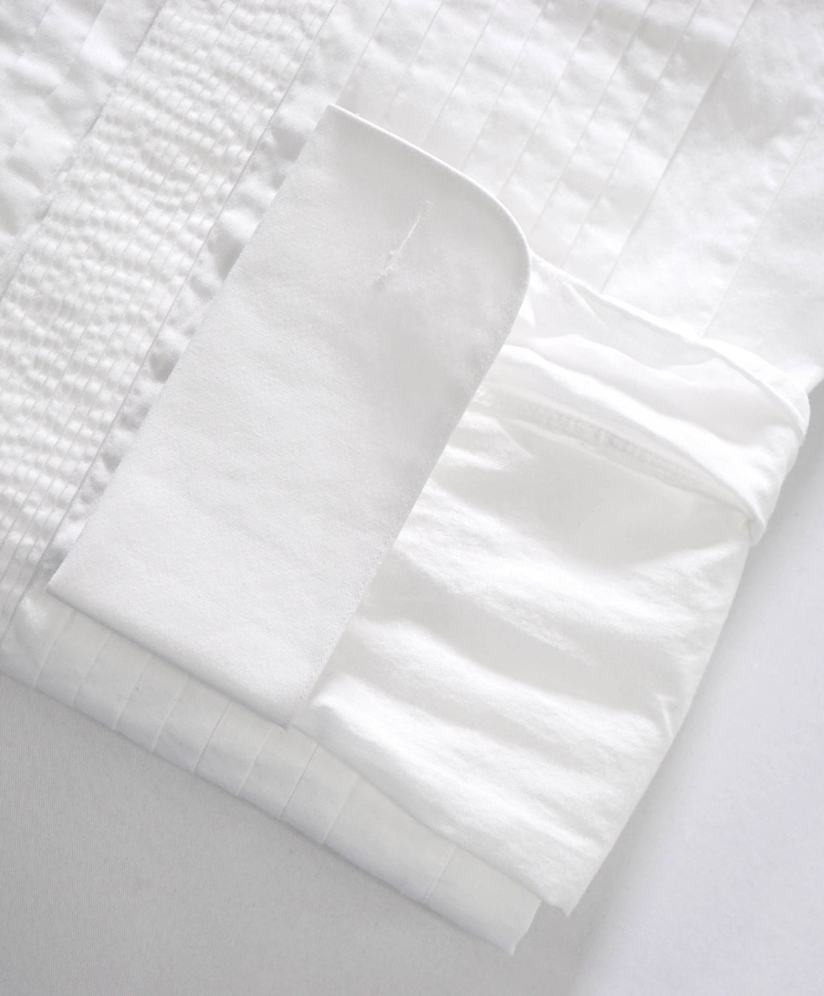 $1,150 BRIONI - White Cotton Pleated Bib French Tuxedo Shirt - 16.5