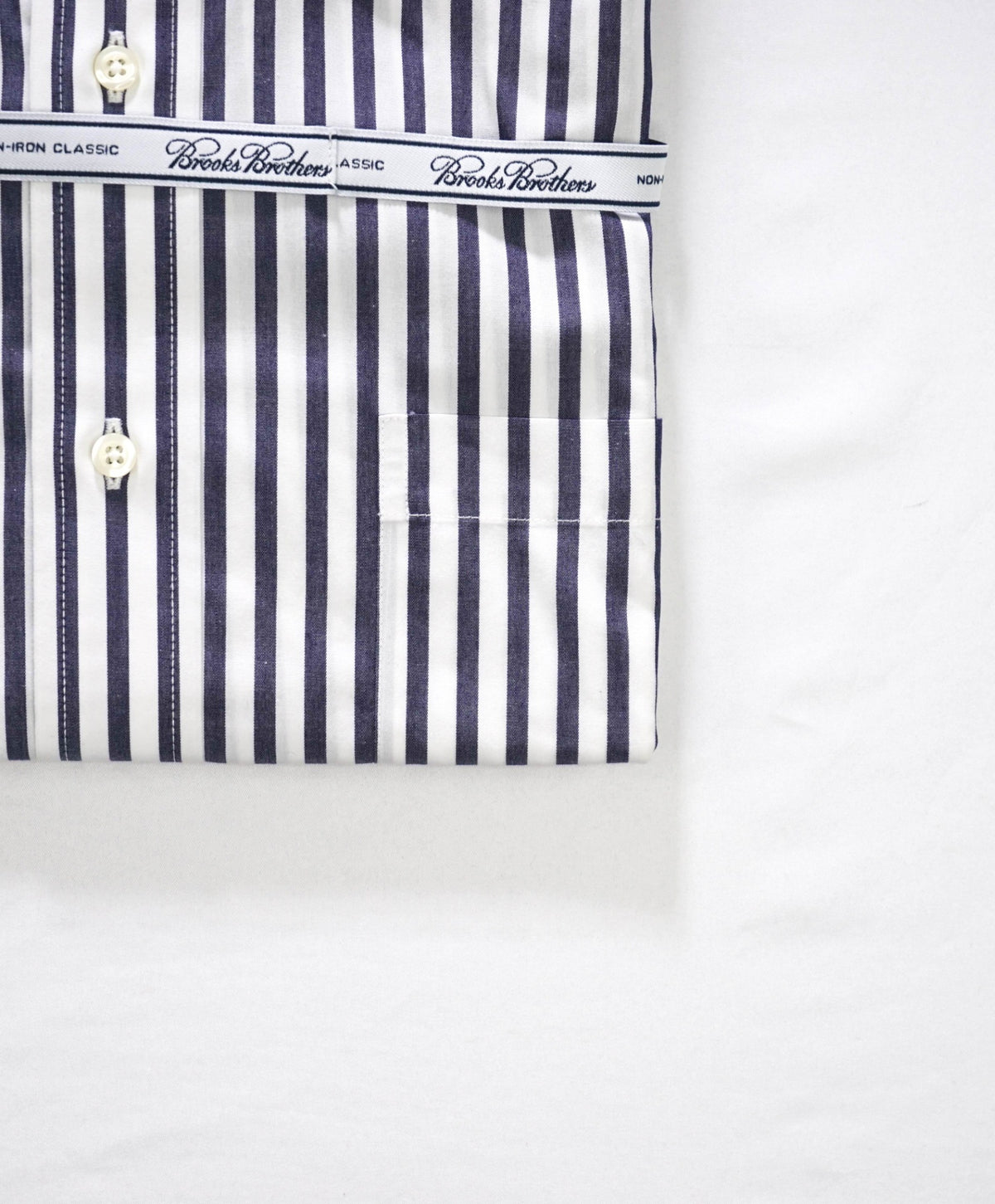 $128 BROOKS BROTHERS - Blue Stripe NON-IRON "Classic" Shirt - 14.5 - 31