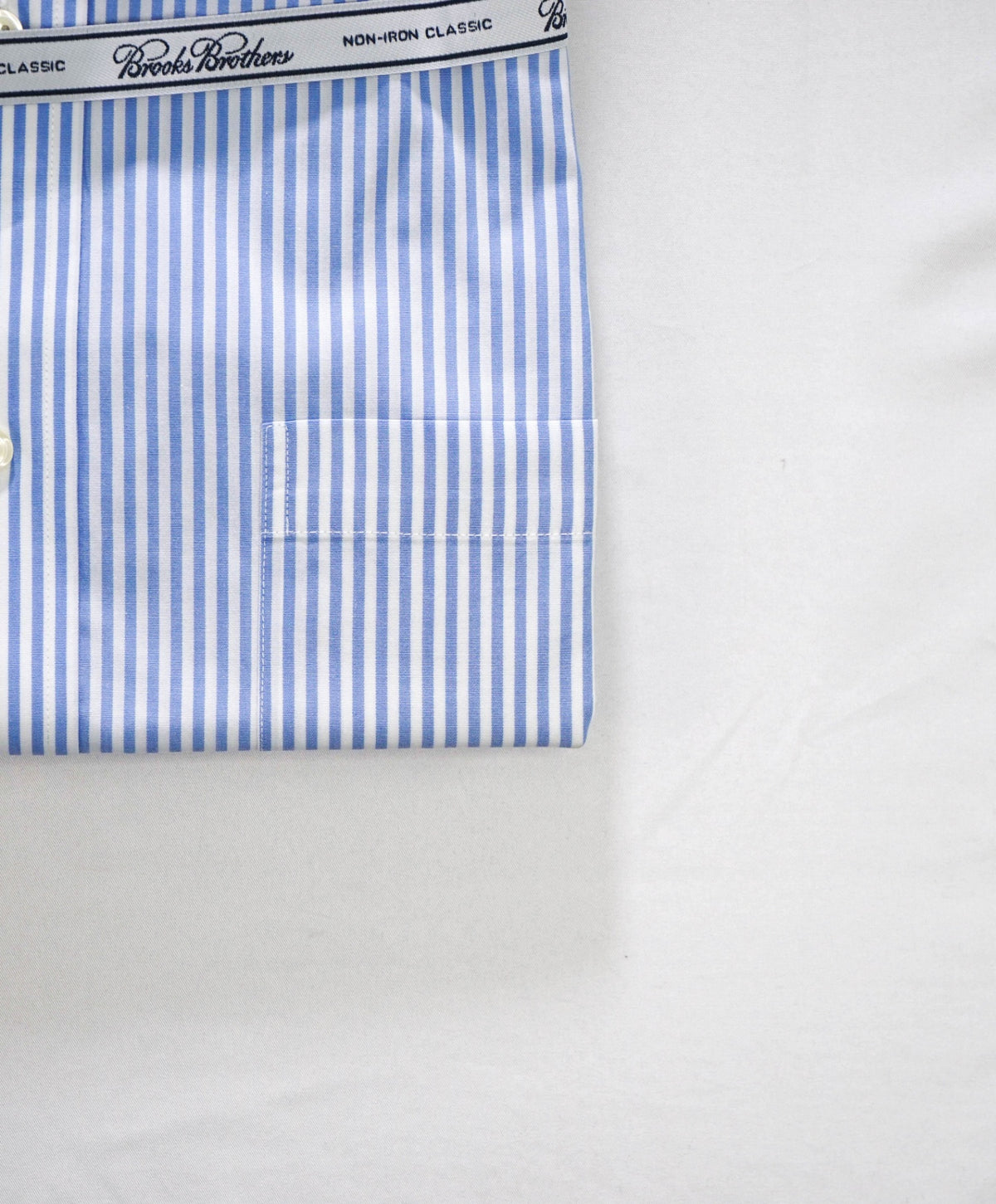 $128 BROOKS BROTHERS - Blue Stripe NON-IRON "Classic" Shirt - 15.5 - 35