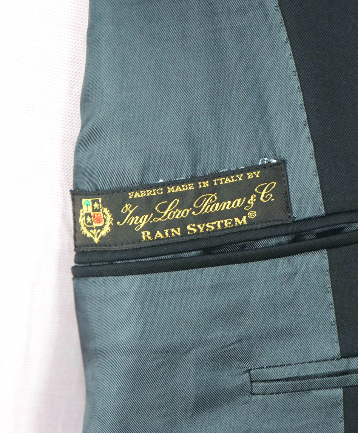 HICKEY FREEMAN - Loro Piana VINTAGE Black Wool Blazer - 40S
