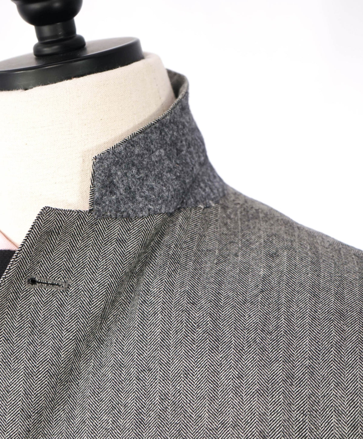BLACK FLEECE - Gray Herringbone Double Breasted Suit- 36 US