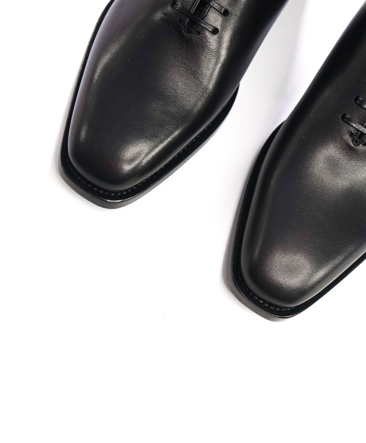 $1,090 FERRAGAMO - Black Leather "GEOFFREY" Oxfords - 7 D