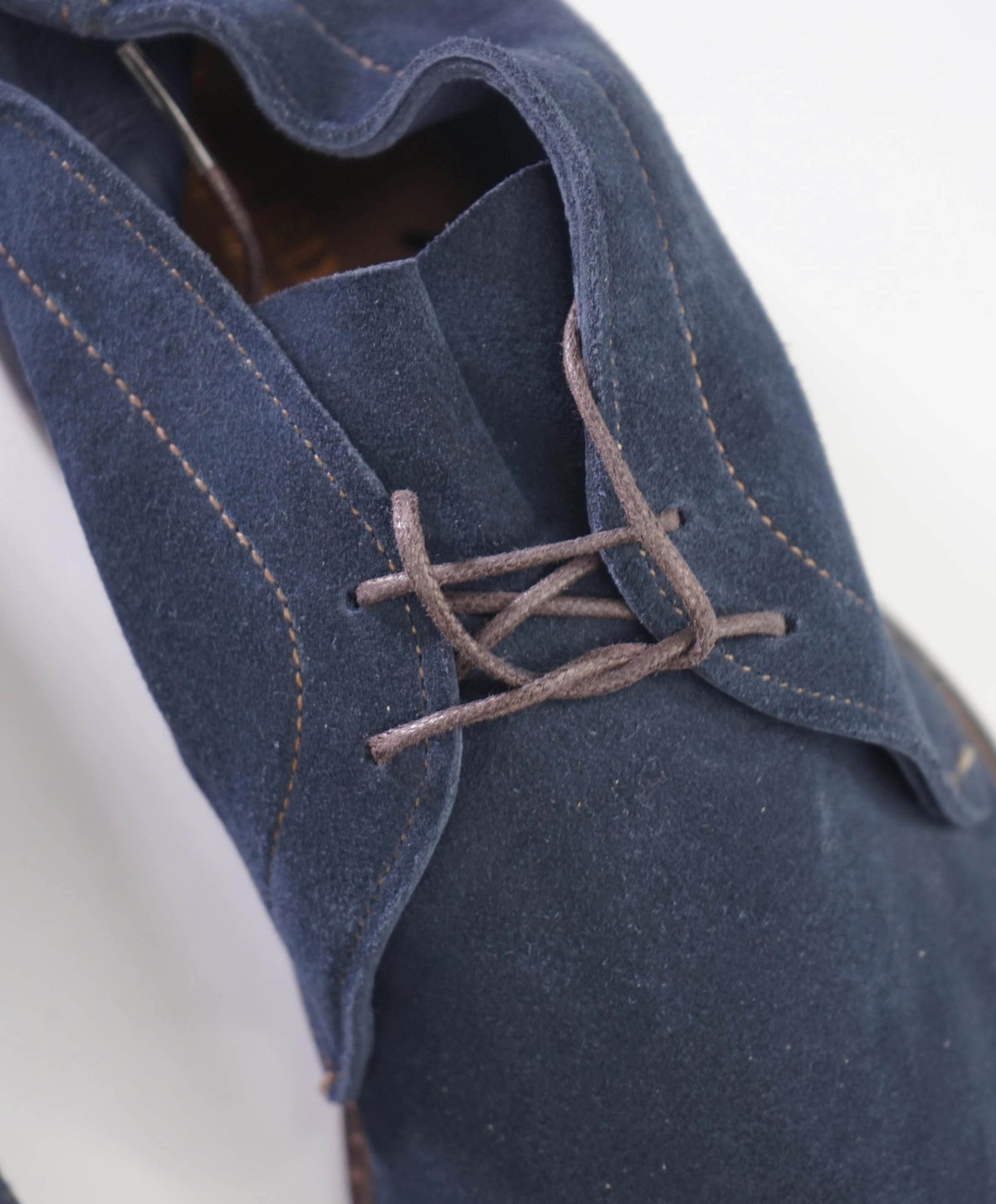 $525 ALLEN EDMONDS - Navy Deconstructed Suede Chukka Boot - 10