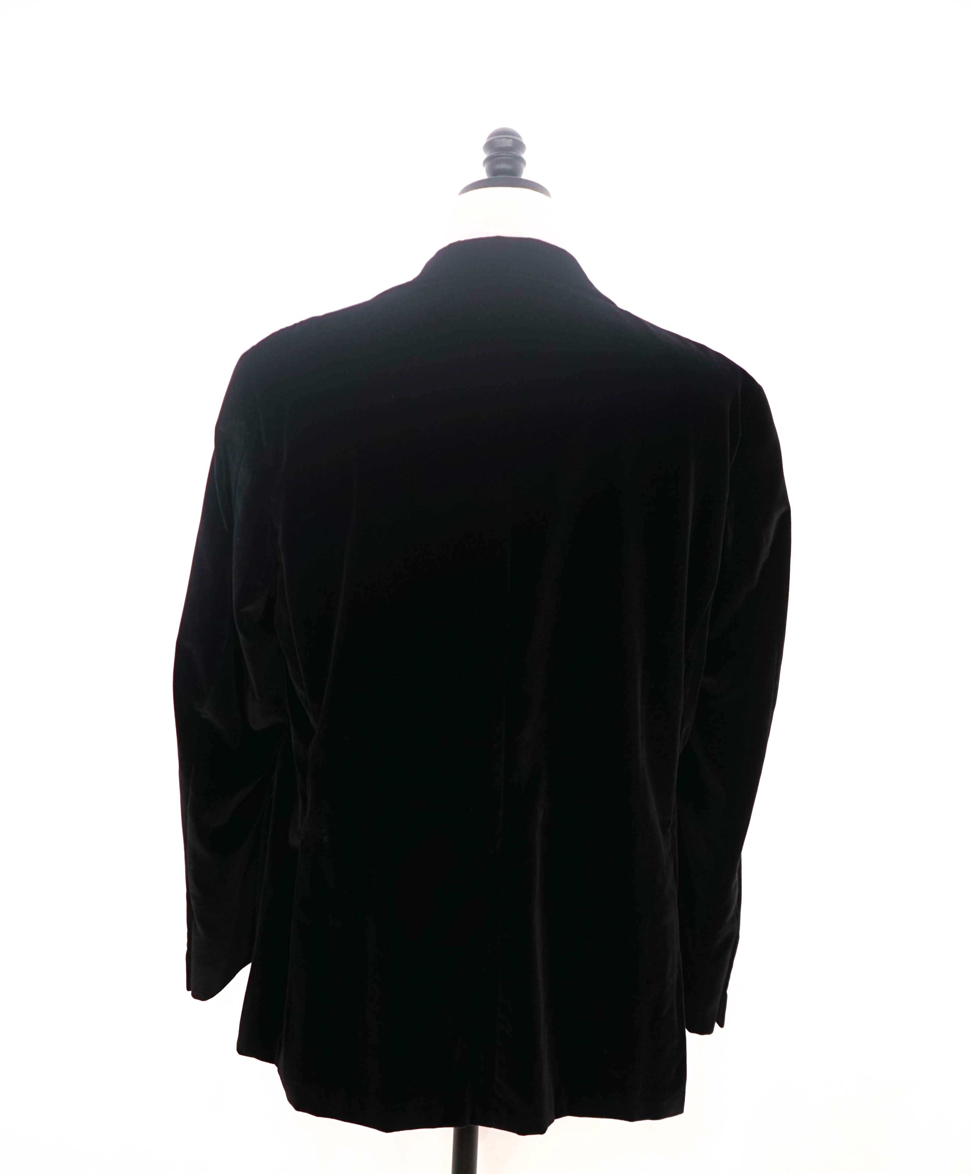 CANALI - Velvet "KEI" Slim Black Dinner/Smoking Jacket - 48R