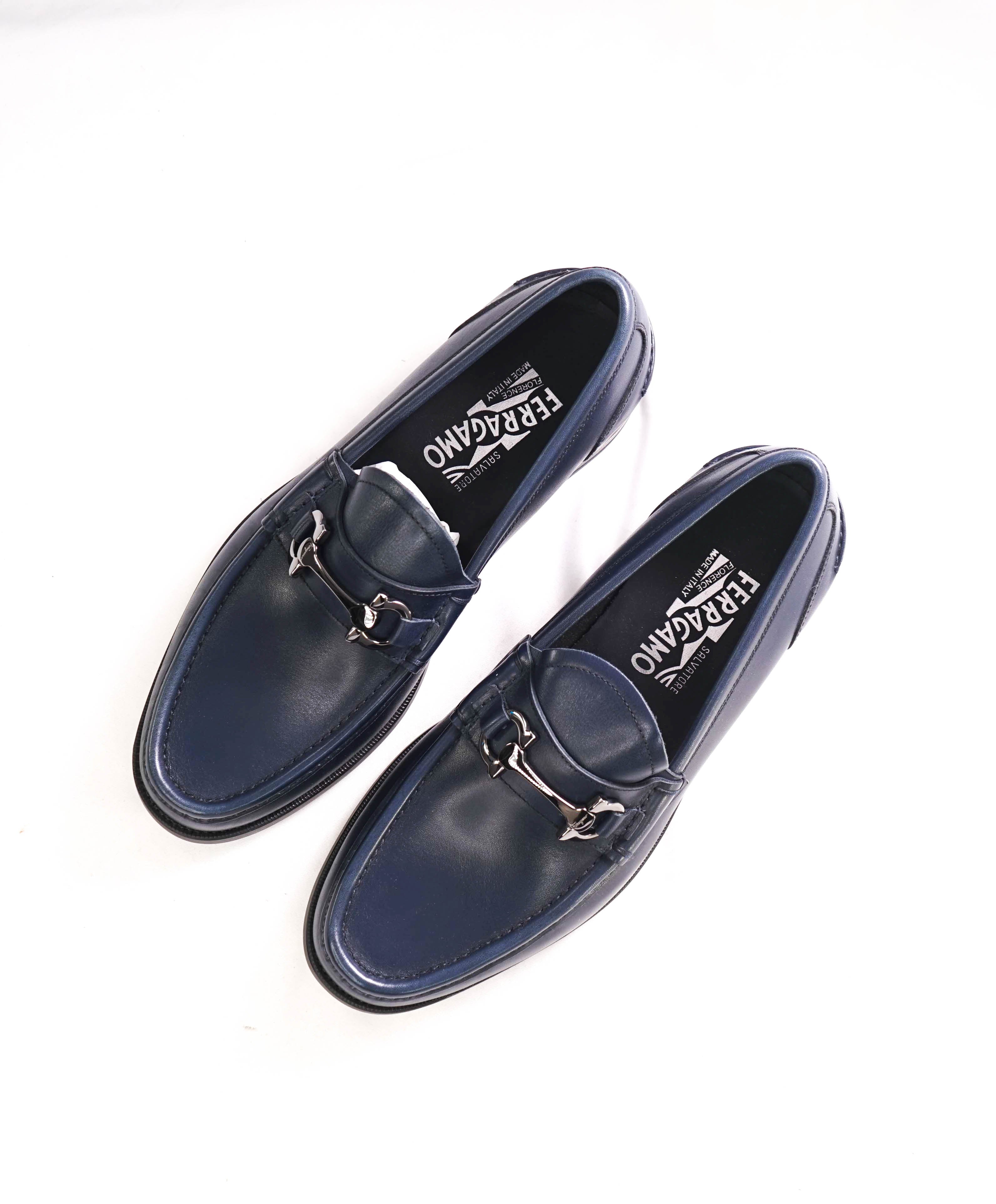 $850 SALVATORE FERRAGAMO - Navy Blue Leather Gancini Loafer- 8 EEE