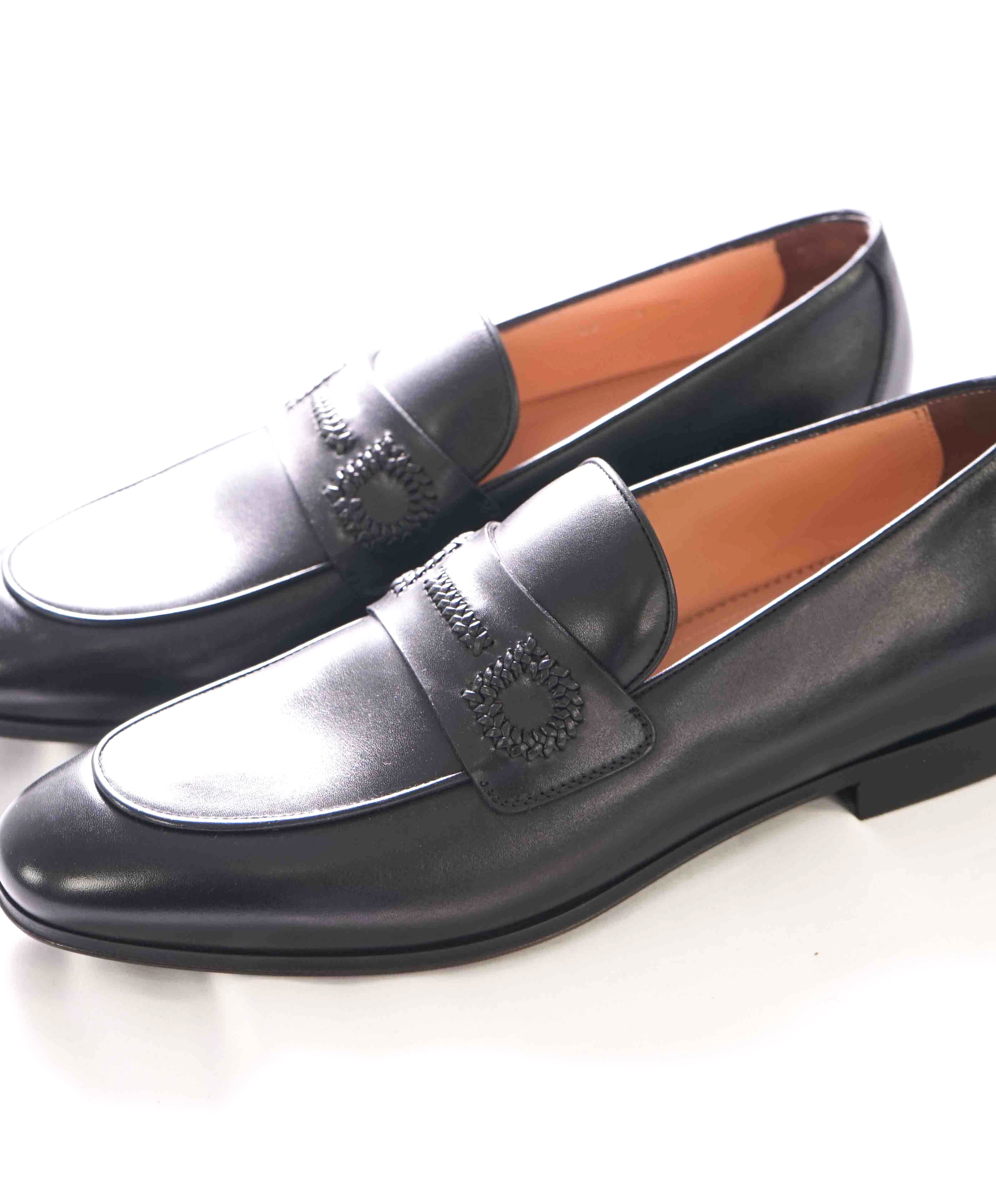 $750 SALVATORE FERRAGAMO - *ROST * Braided Gancini Loafer - 9 D US