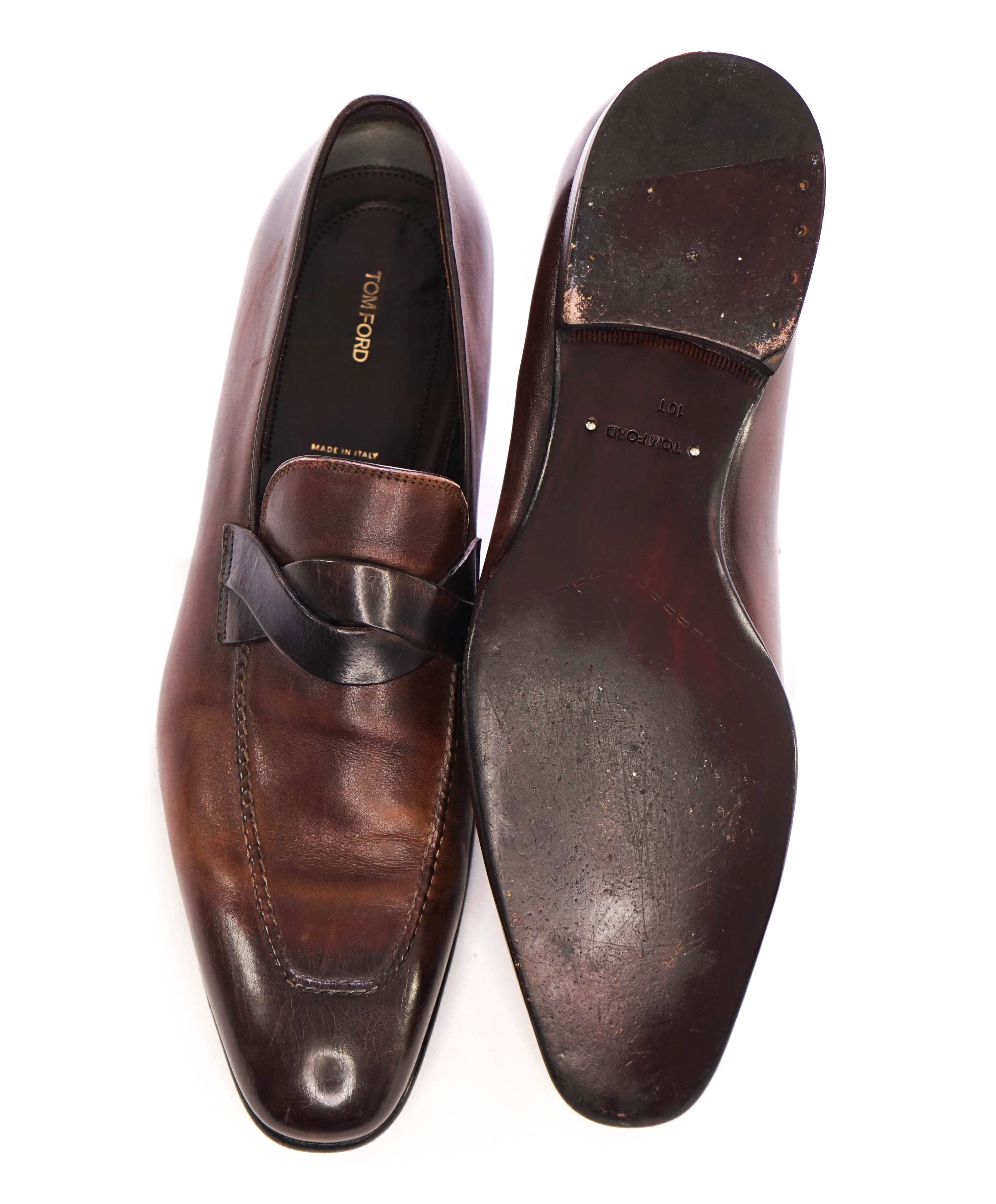 $1,790 TOM FORD - "TWIST" Brown Loafers - 10.5 US (10 T)