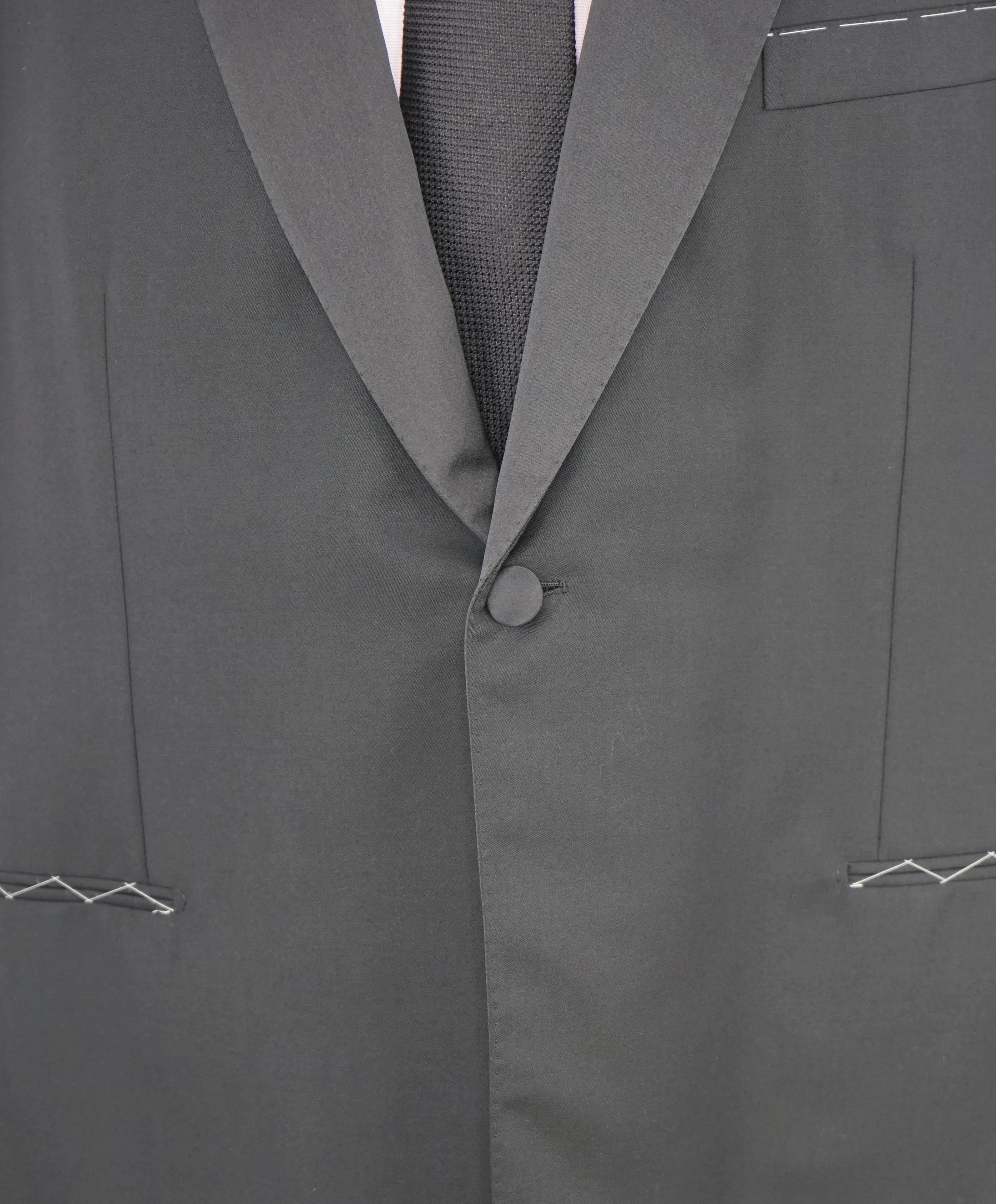 $5,995 BRIONI - *CELEB FAV* Hand Made In ITALY Black Peak Tuxedo Dinner JACKET - 48L