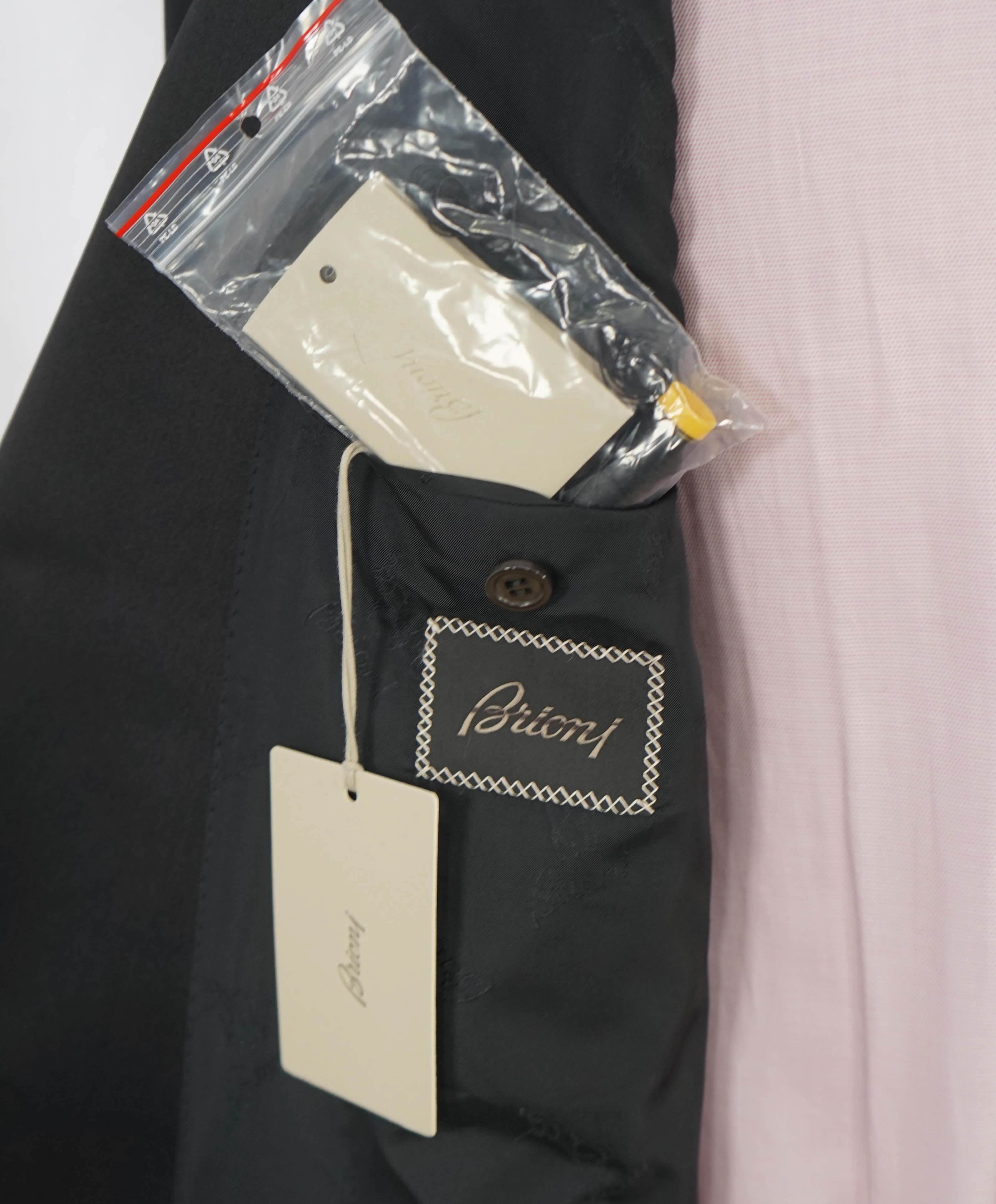 $5,995 BRIONI - *CELEB FAV* Hand Made In ITALY Black Peak Tuxedo Dinner JACKET - 48L