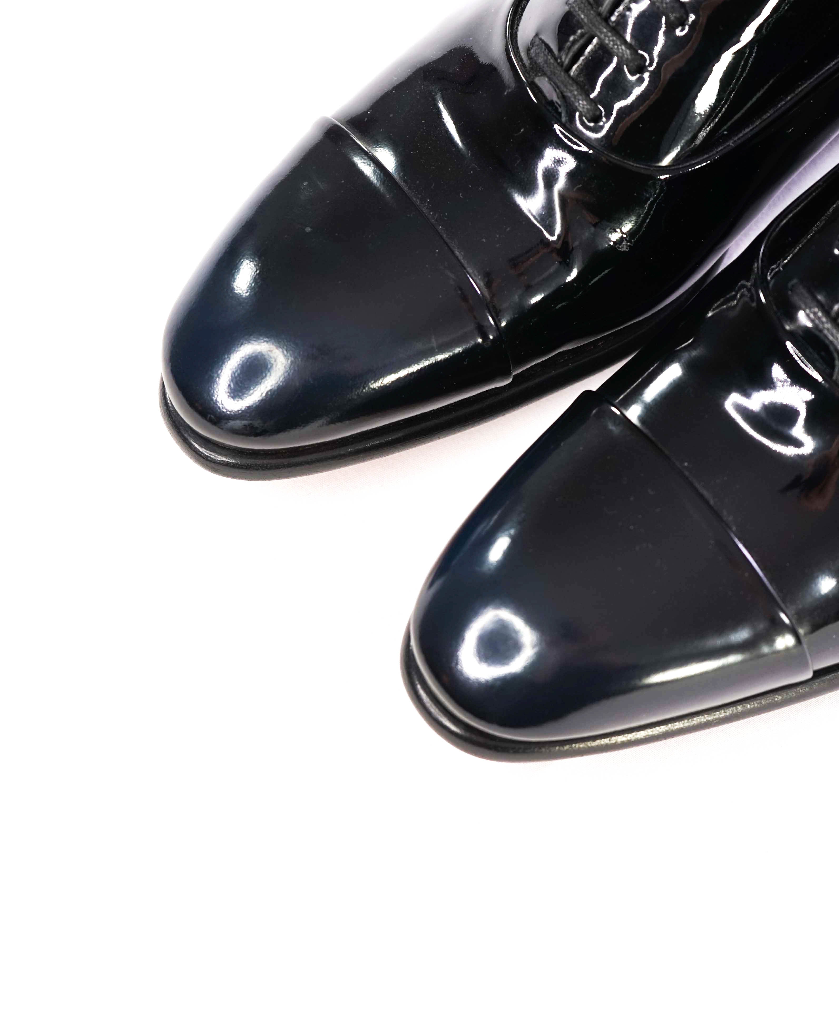 $1,595 SANTONI - "GOODYEAR WELT” Black Patent Leather Tuxedo Oxfords - 6 US (5IT)