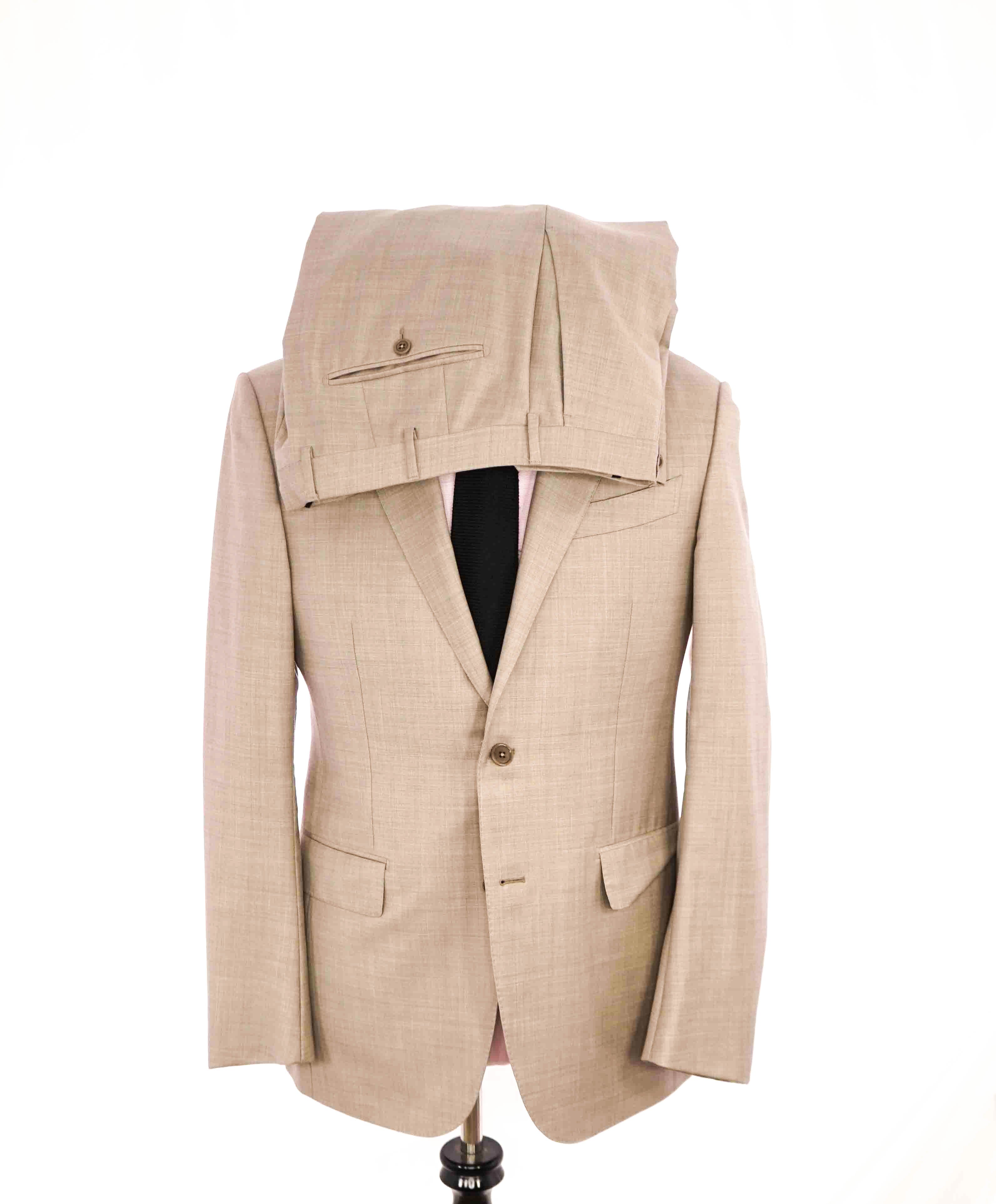 $3,995 ERMENEGILDO ZEGNA -"TROFEO 600" Neutral Premium Suit - 38R