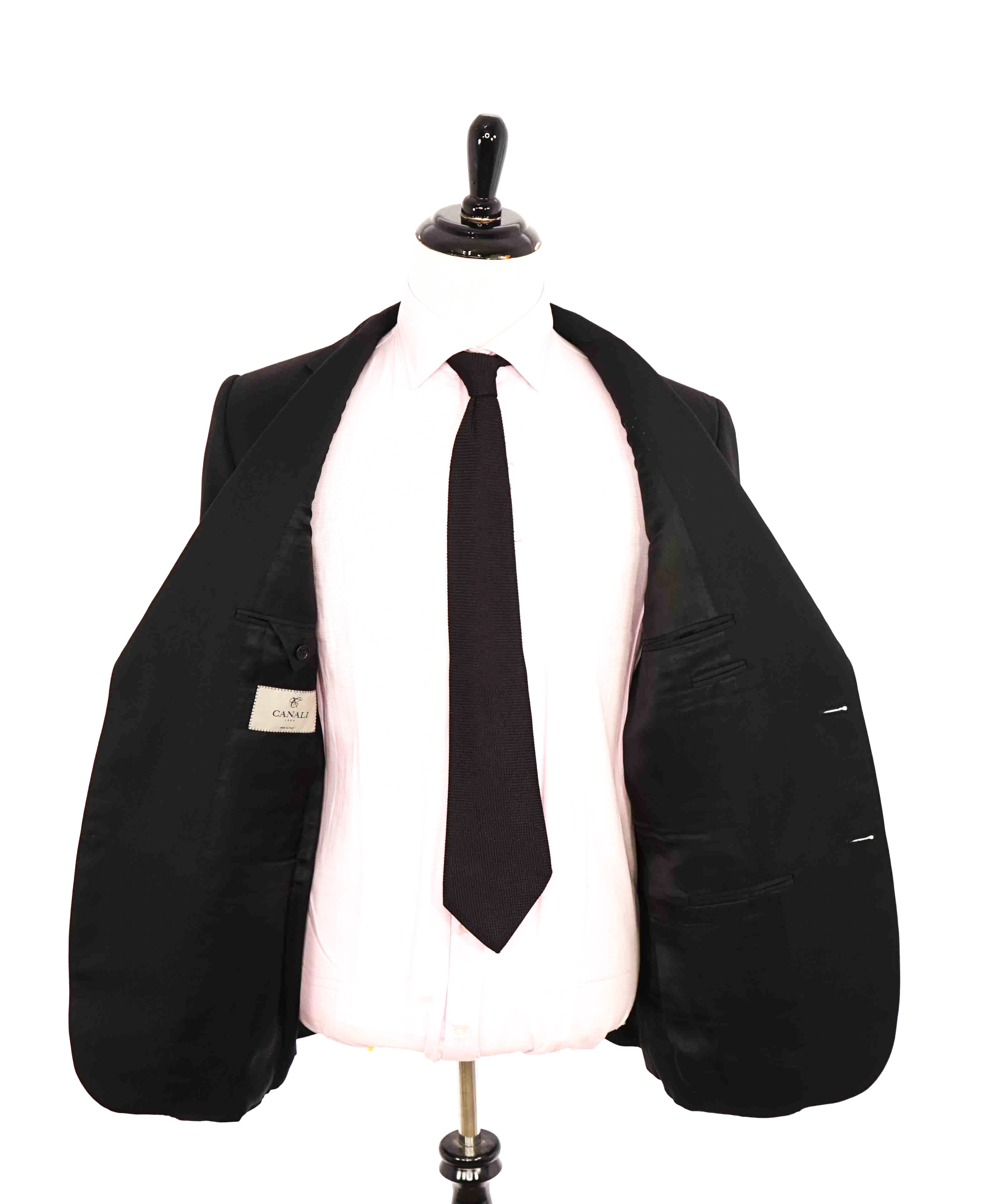 $1,645 CANALI - Black Solid Notch Lapel 2-Btn Blazer - 46R