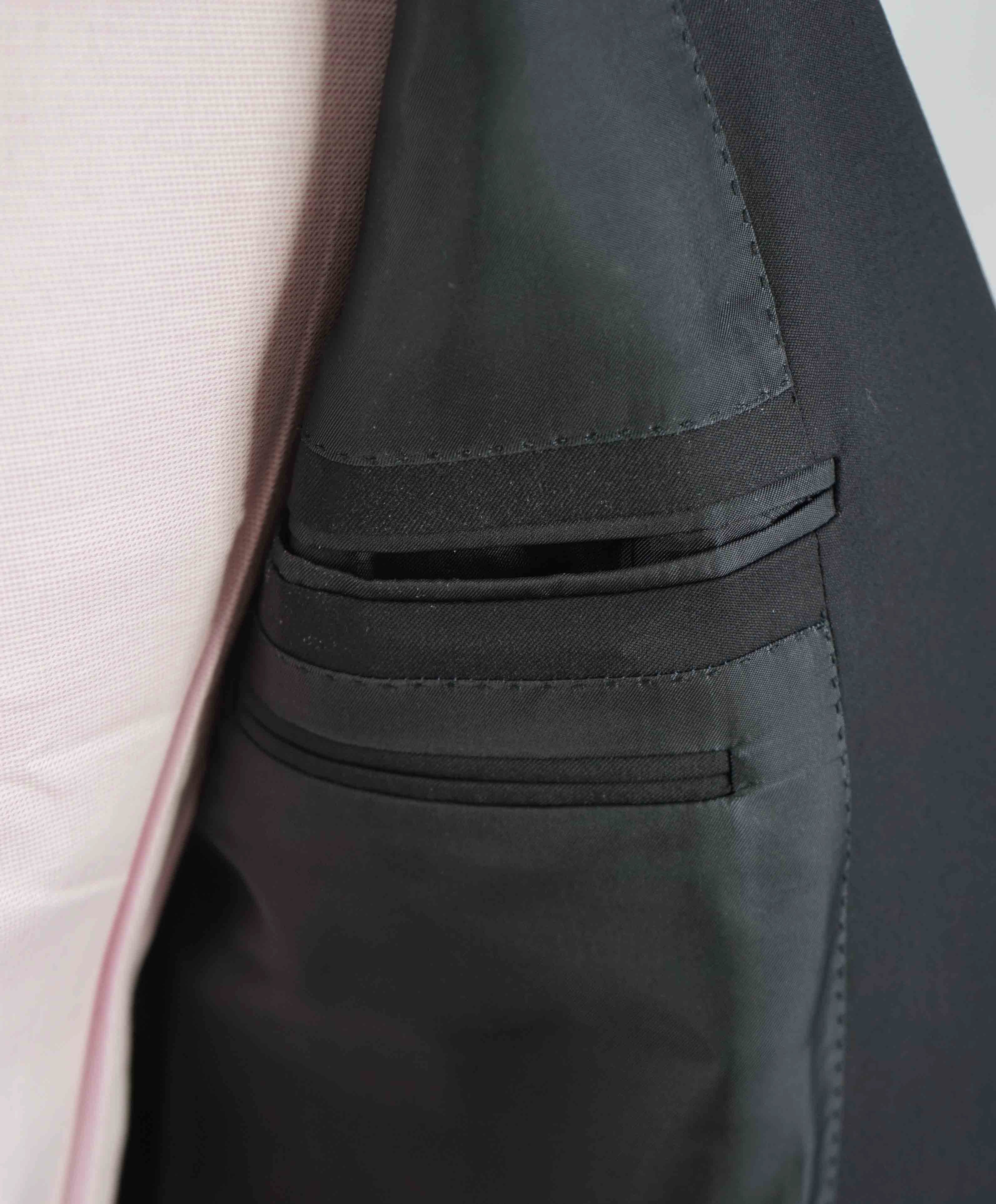 $3,000 ERMENEGILDO ZEGNA - Black “Microsphere” Wool Suit - 42R