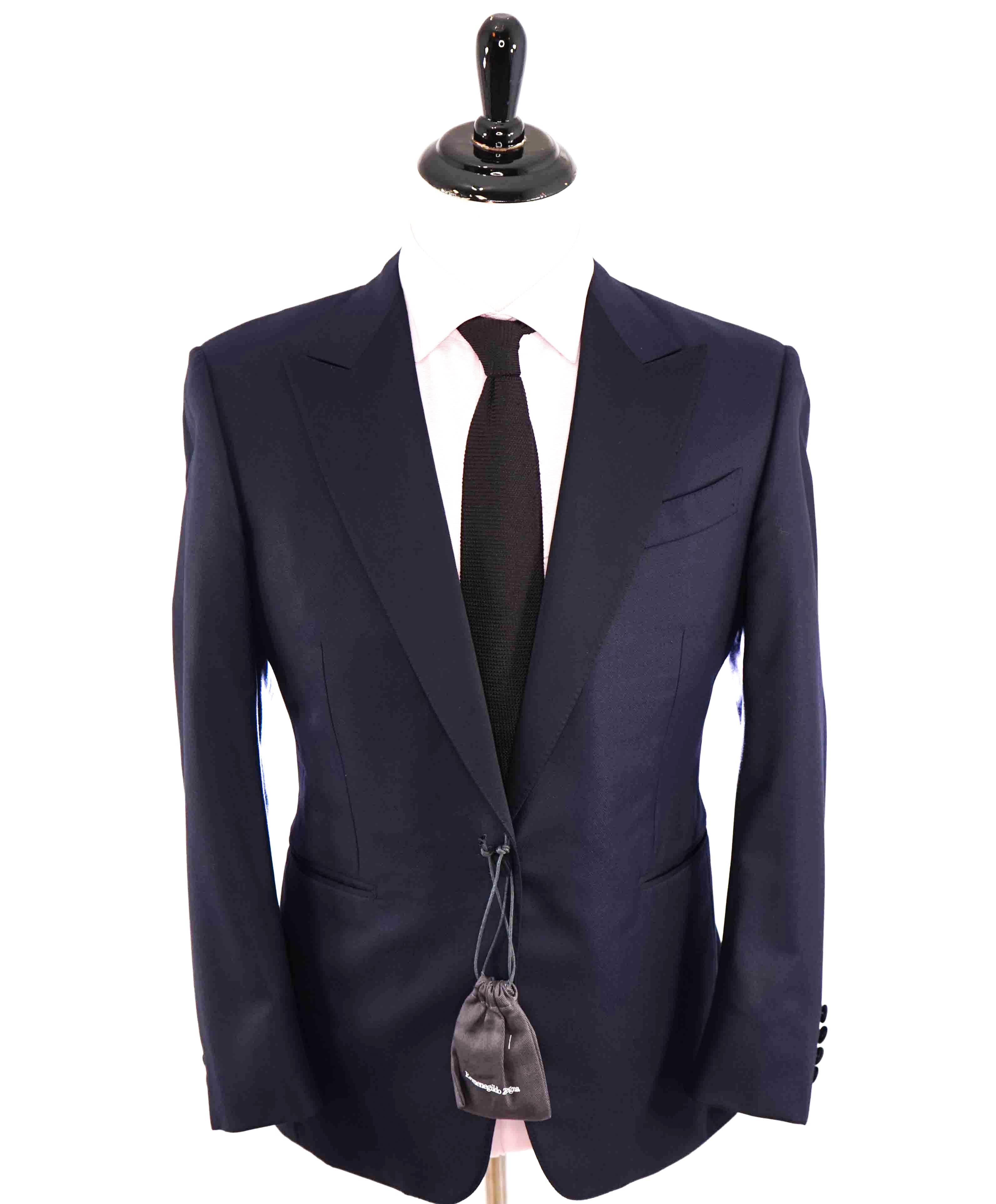 $5,995 ERMENEGILDO ZEGNA -"SU MISURA" Navy **14 Mil Mil 14** Tuxedo - 38S