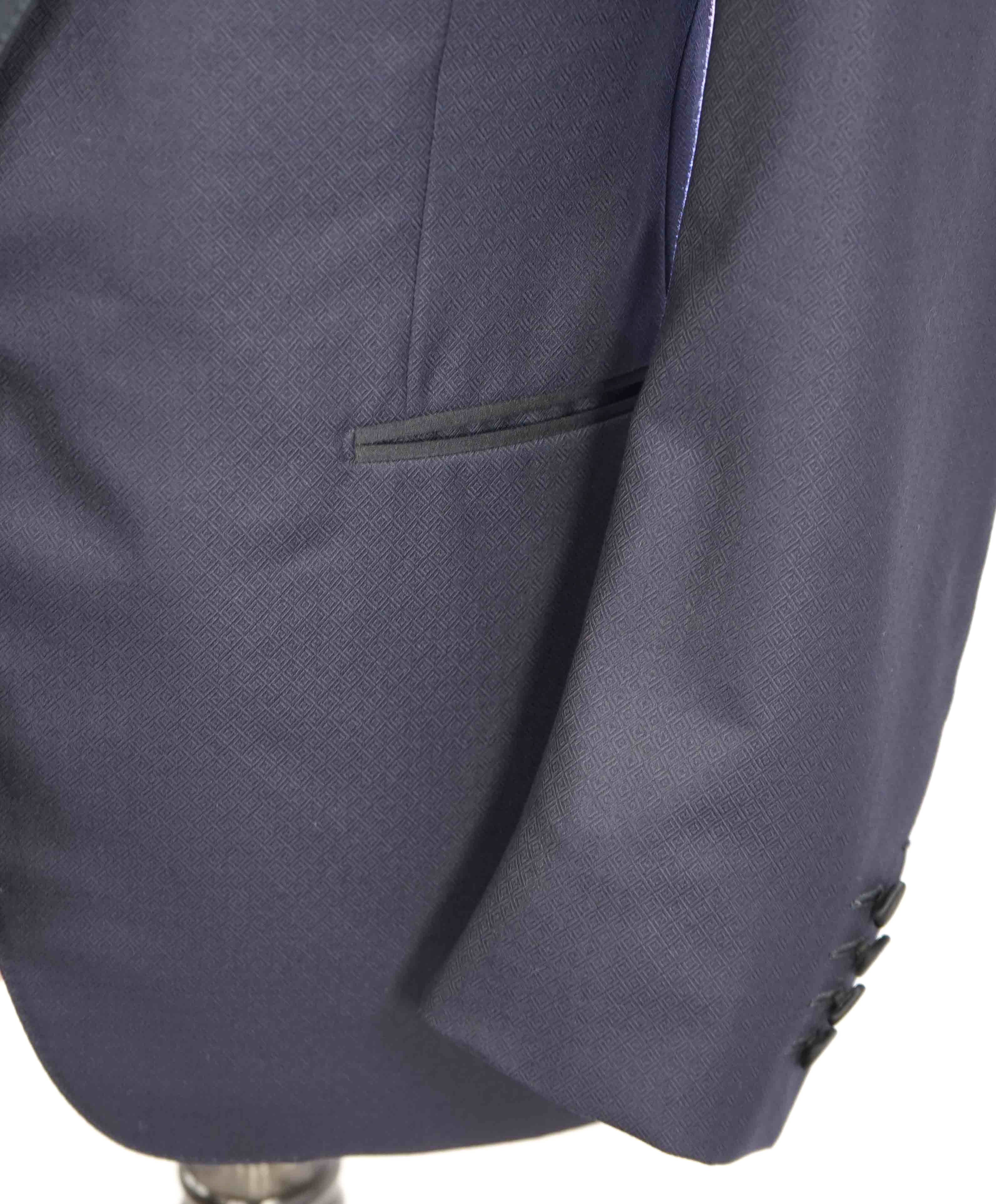 $5,995 ERMENEGILDO ZEGNA -"SU MISURA" Navy **14 Mil Mil 14** Tuxedo - 38S