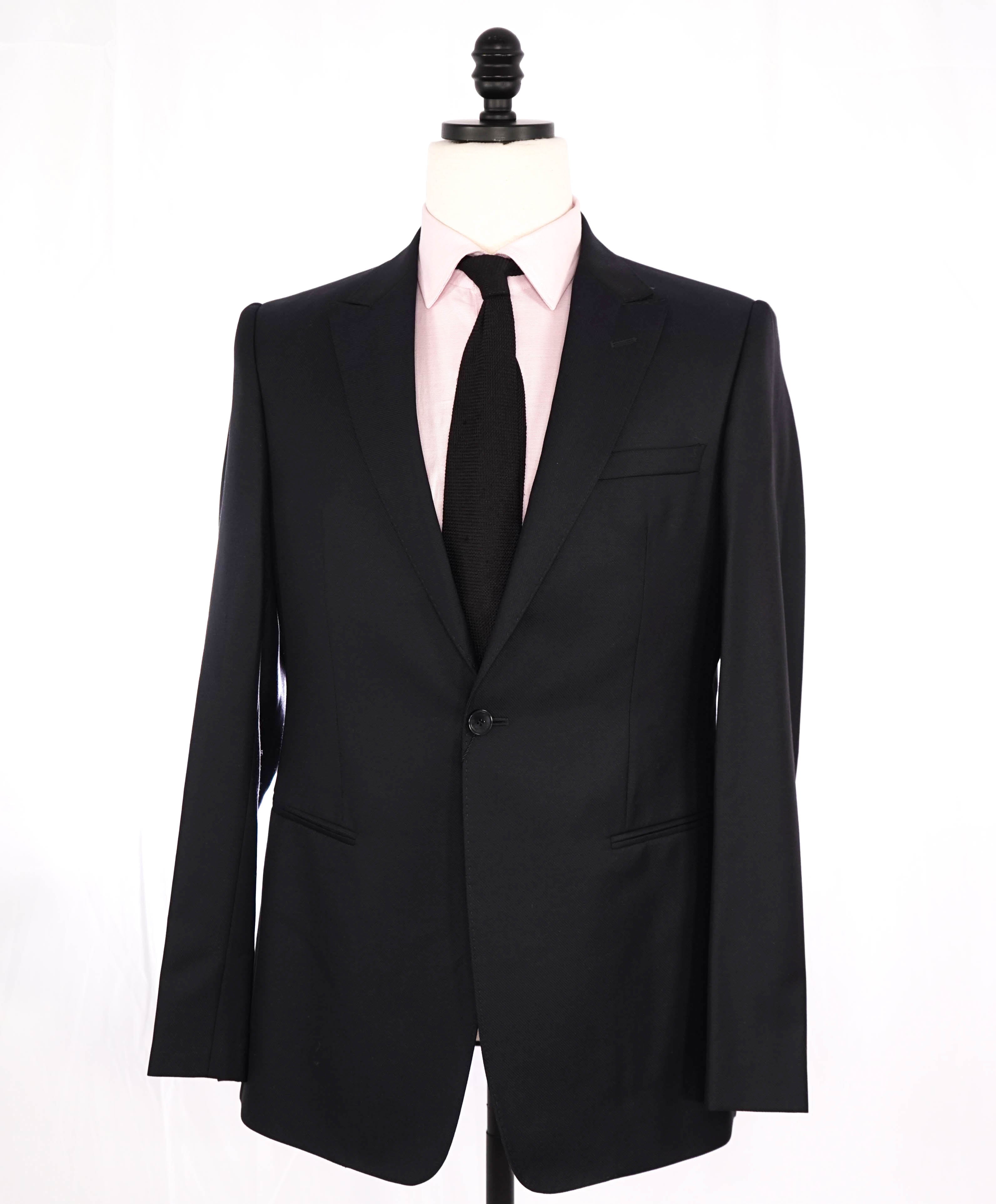 $1,995 EMPORIO ARMANI - 1-Btn "SUPREME" Super 130's “G LINE” Black Suit - 40R