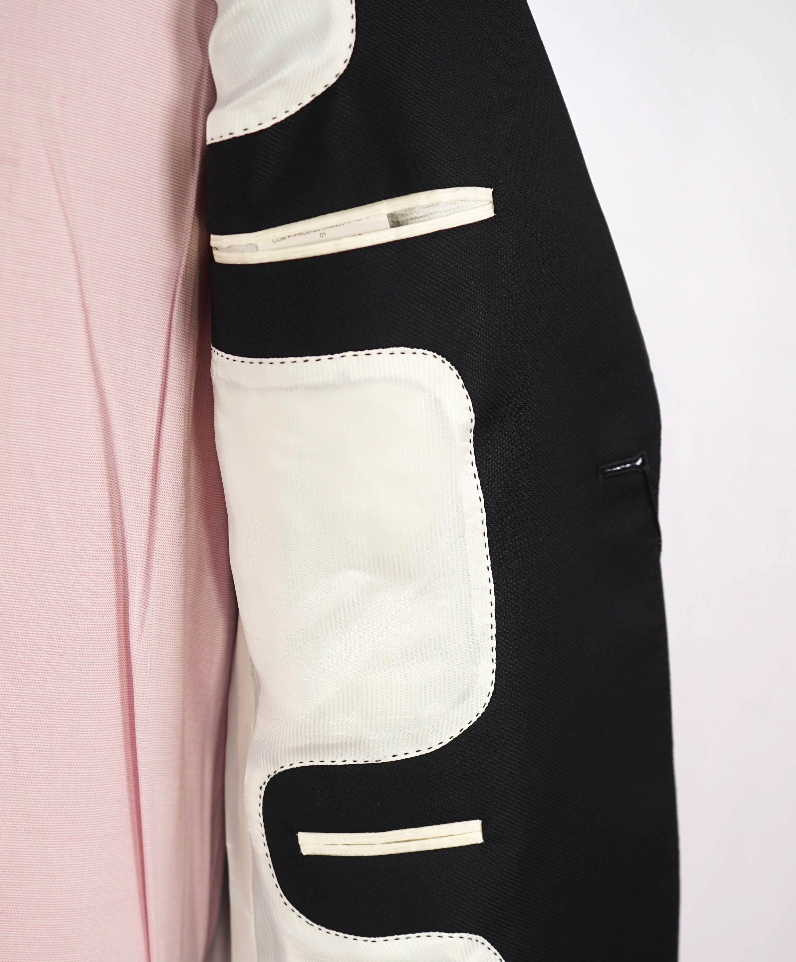 $1,995 EMPORIO ARMANI - 1-Btn "SUPREME" Super 130's “G LINE” Black Suit - 40R