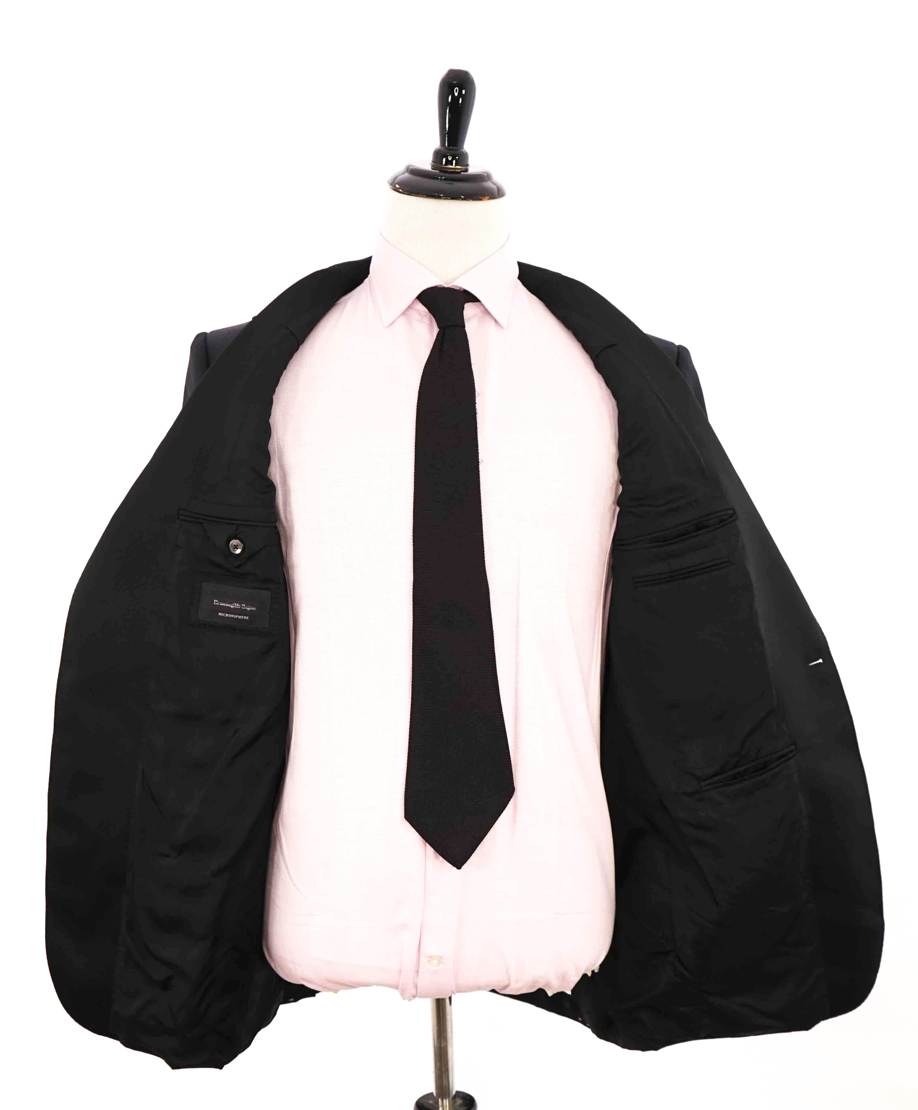 $3,995 ERMENEGILDO ZEGNA -"MICRONSPHERE" PEAK LAPEL Tuxedo - 44L 38W