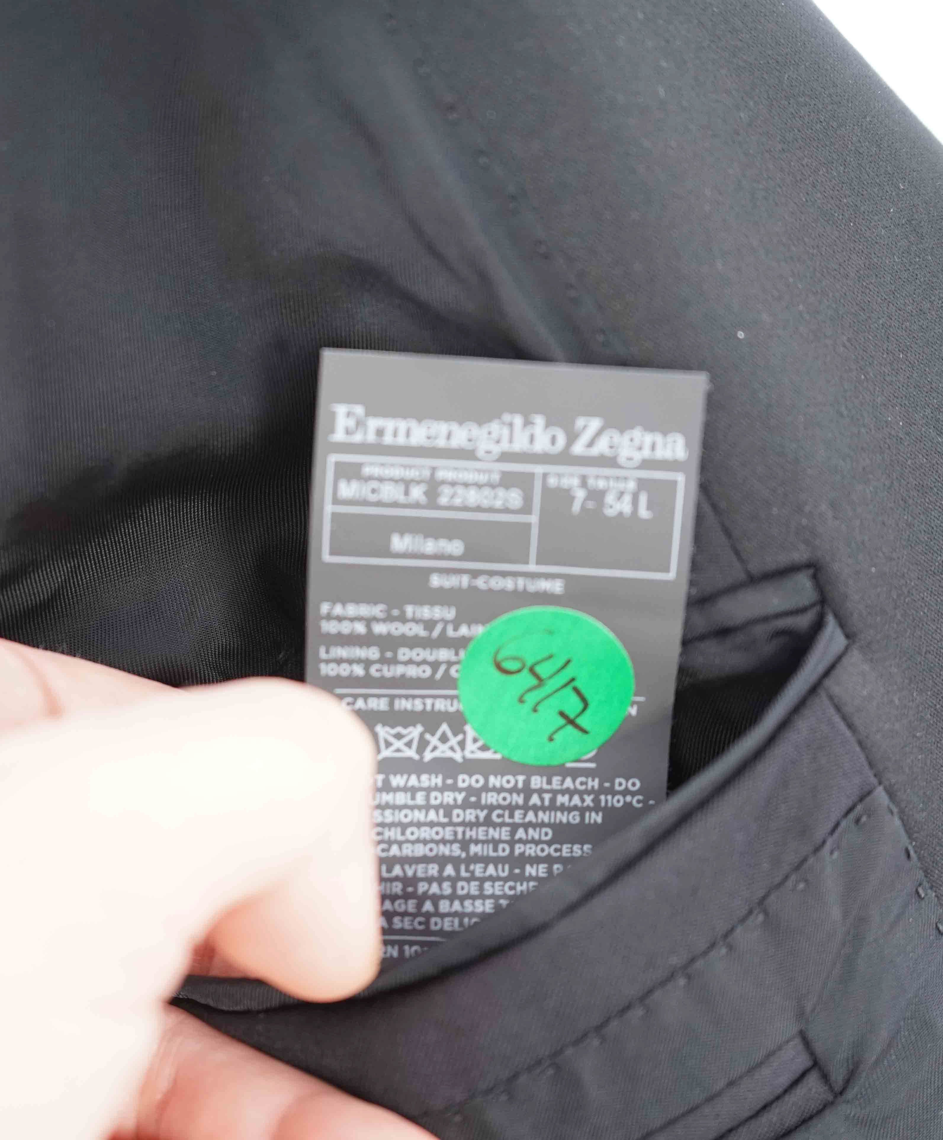 $3,995 ERMENEGILDO ZEGNA -"MICRONSPHERE" PEAK LAPEL Tuxedo - 44L 38W