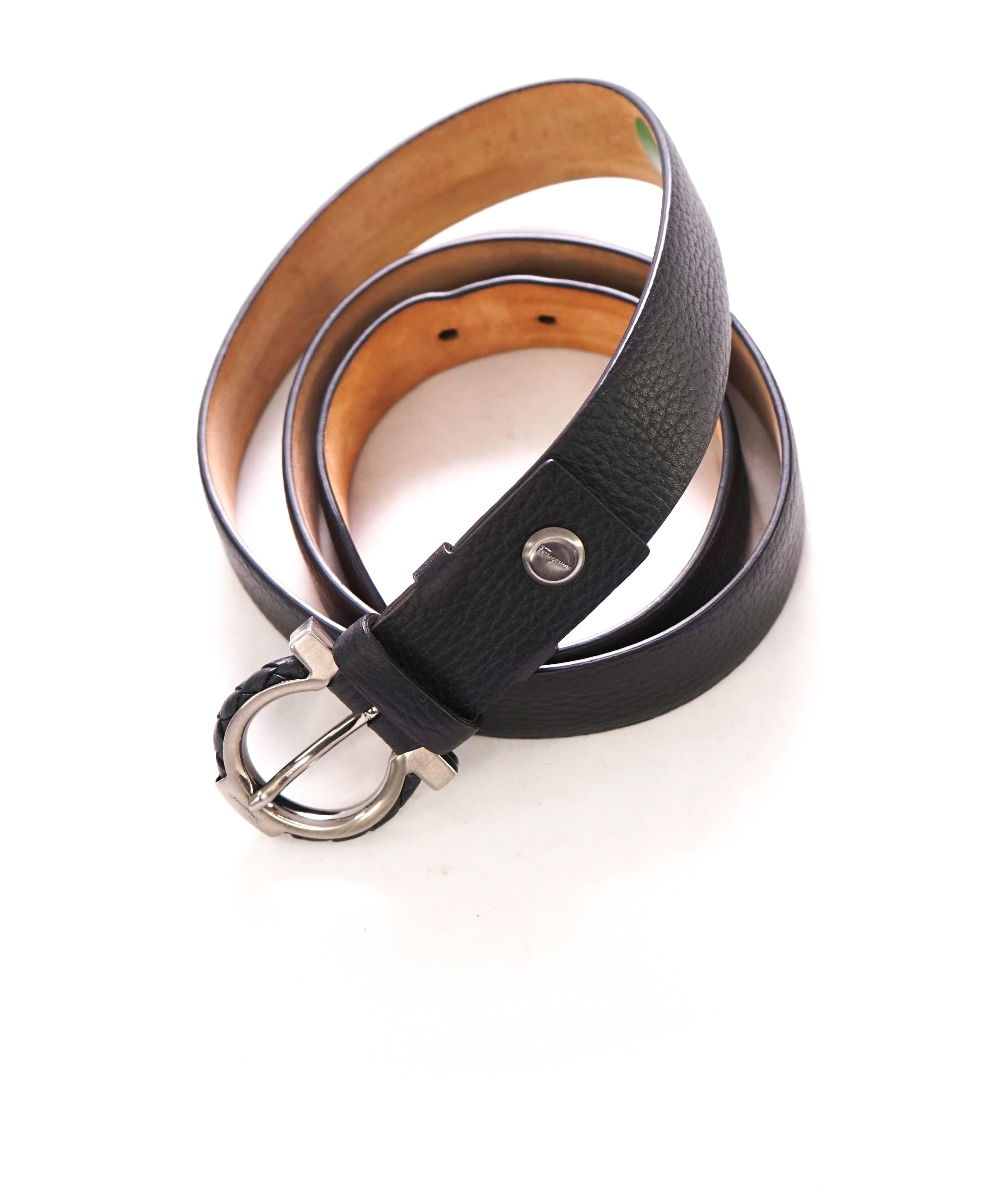 $535 SALVATORE FERRAGAMO - Black Single Gancini Braided Buckle Pebbled Leather Belt - 38W