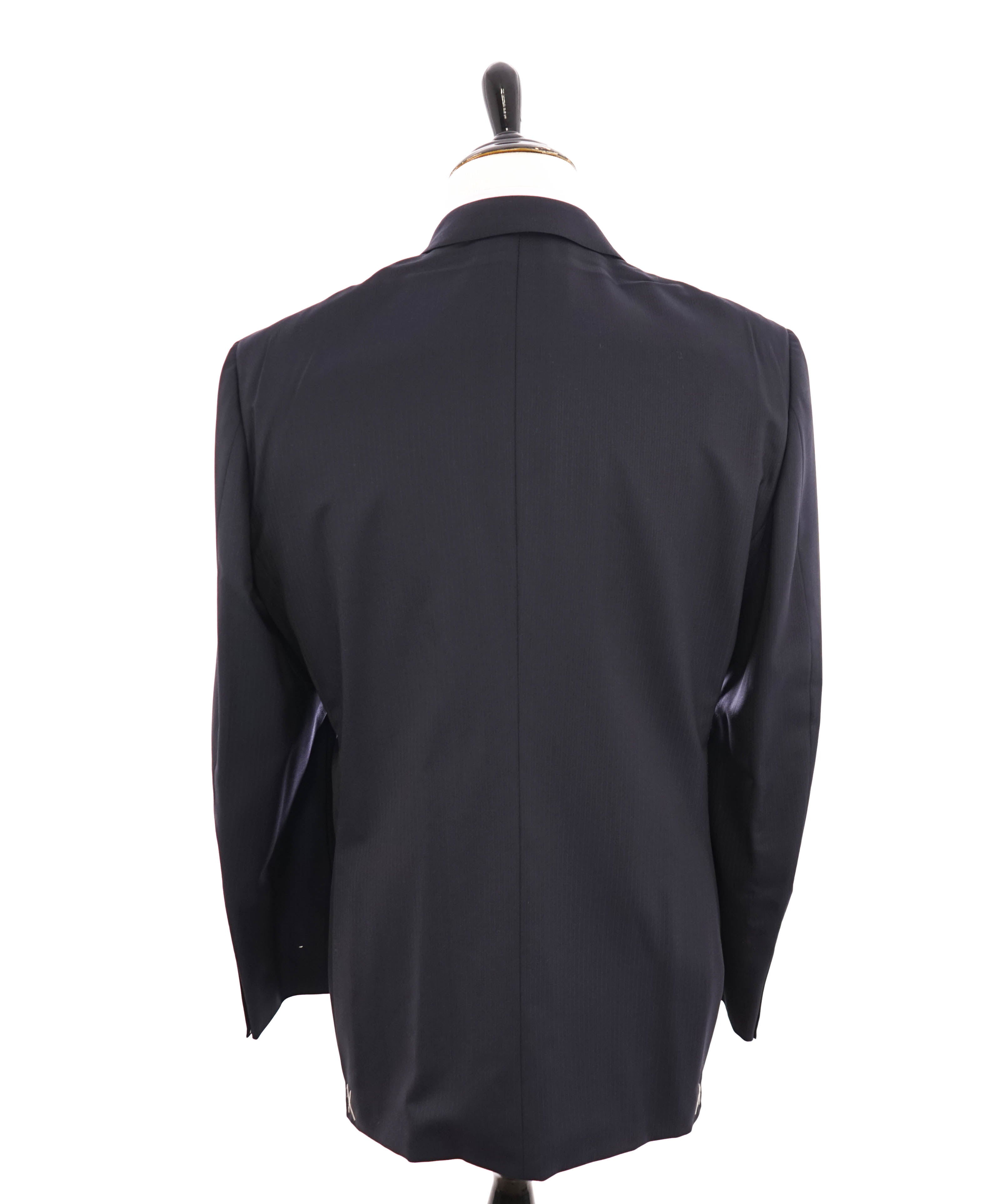 $2,695 ERMENEGILDO ZEGNA - Navy Textured “15 MIL MIL 15” Blazer - 46R
