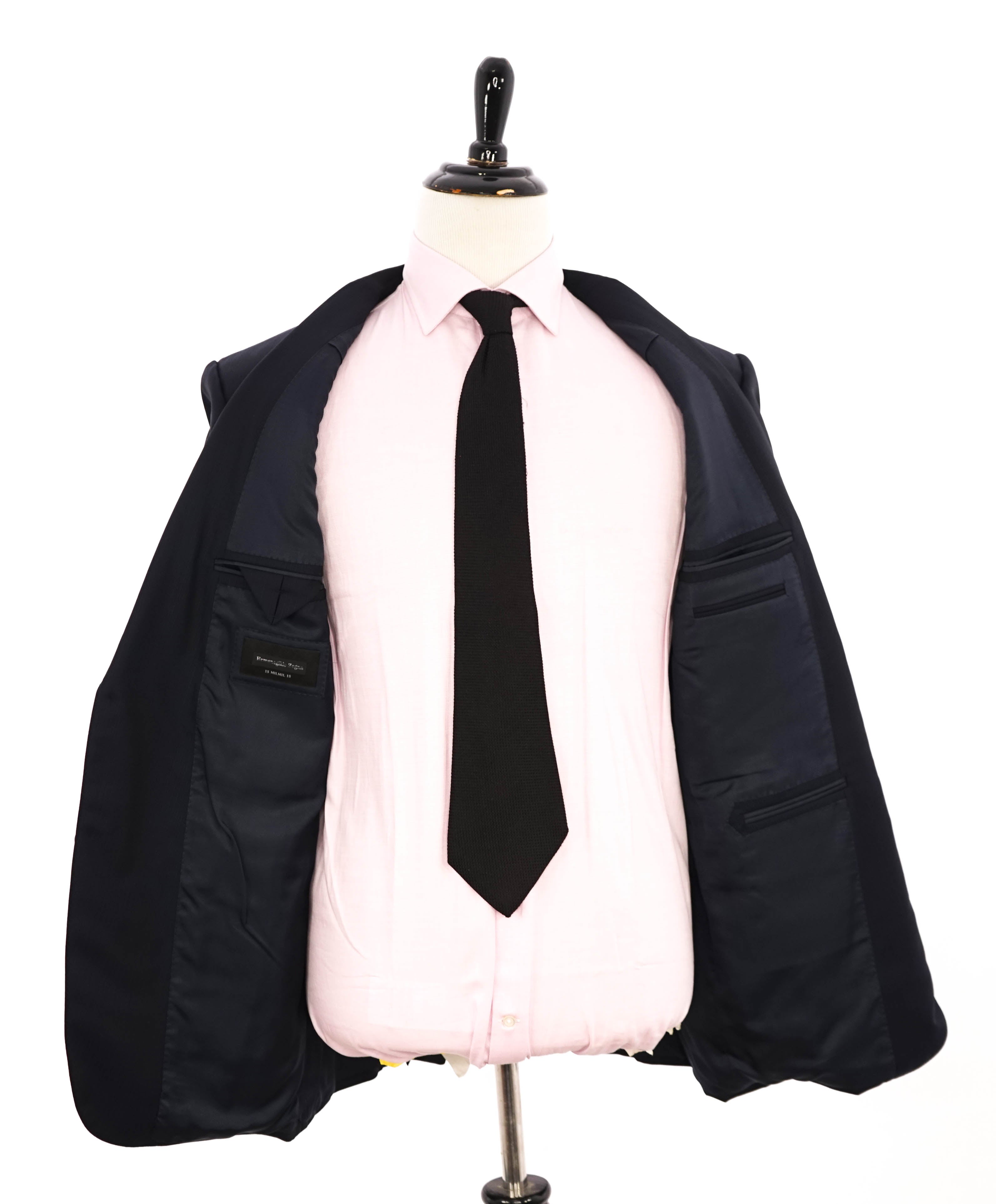 $2,695 ERMENEGILDO ZEGNA - Navy Textured “15 MIL MIL 15” Blazer - 46R