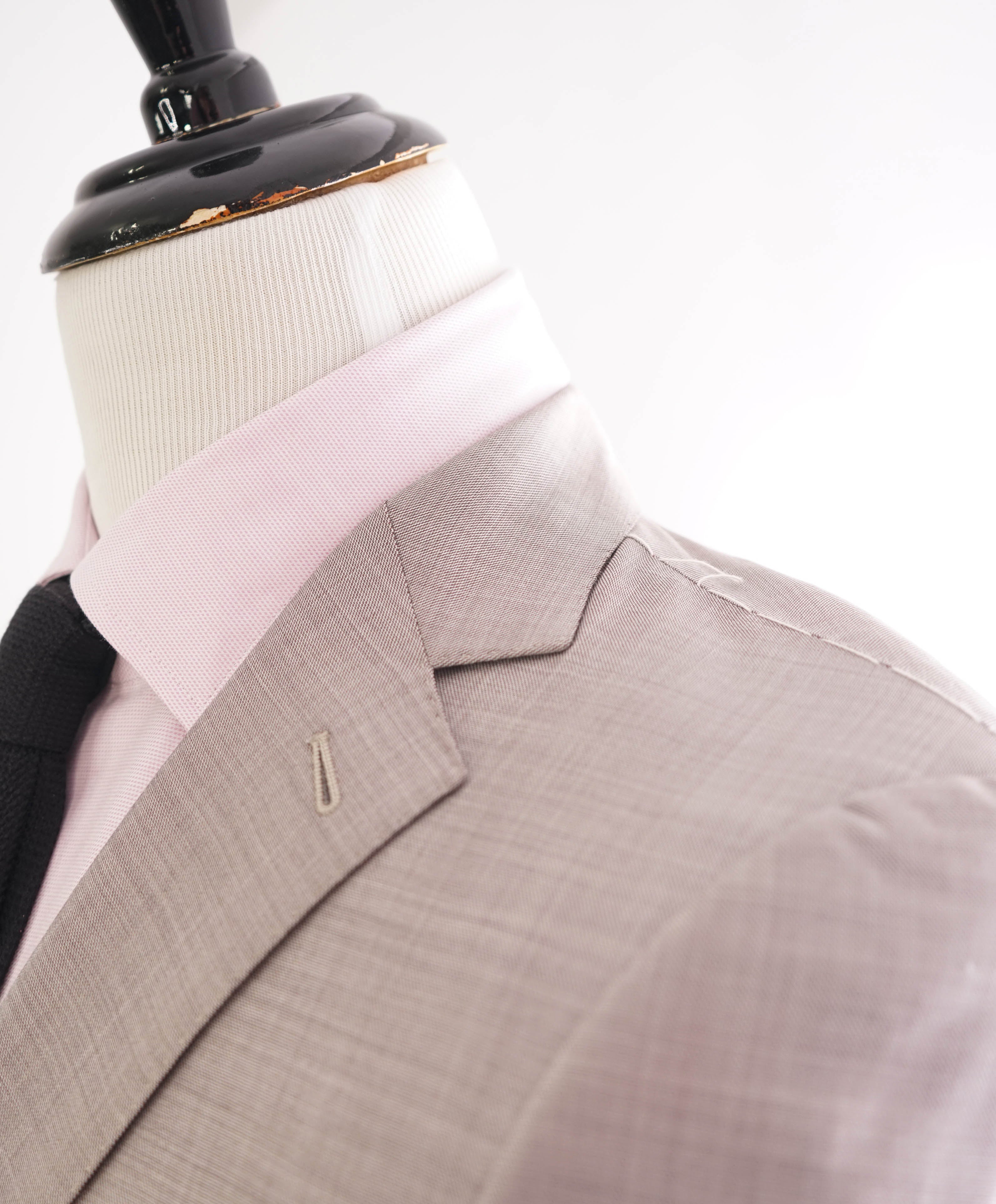 $3,290 ERMENEGILDO ZEGNA- “TORFEO” Camel Blazer- 36R