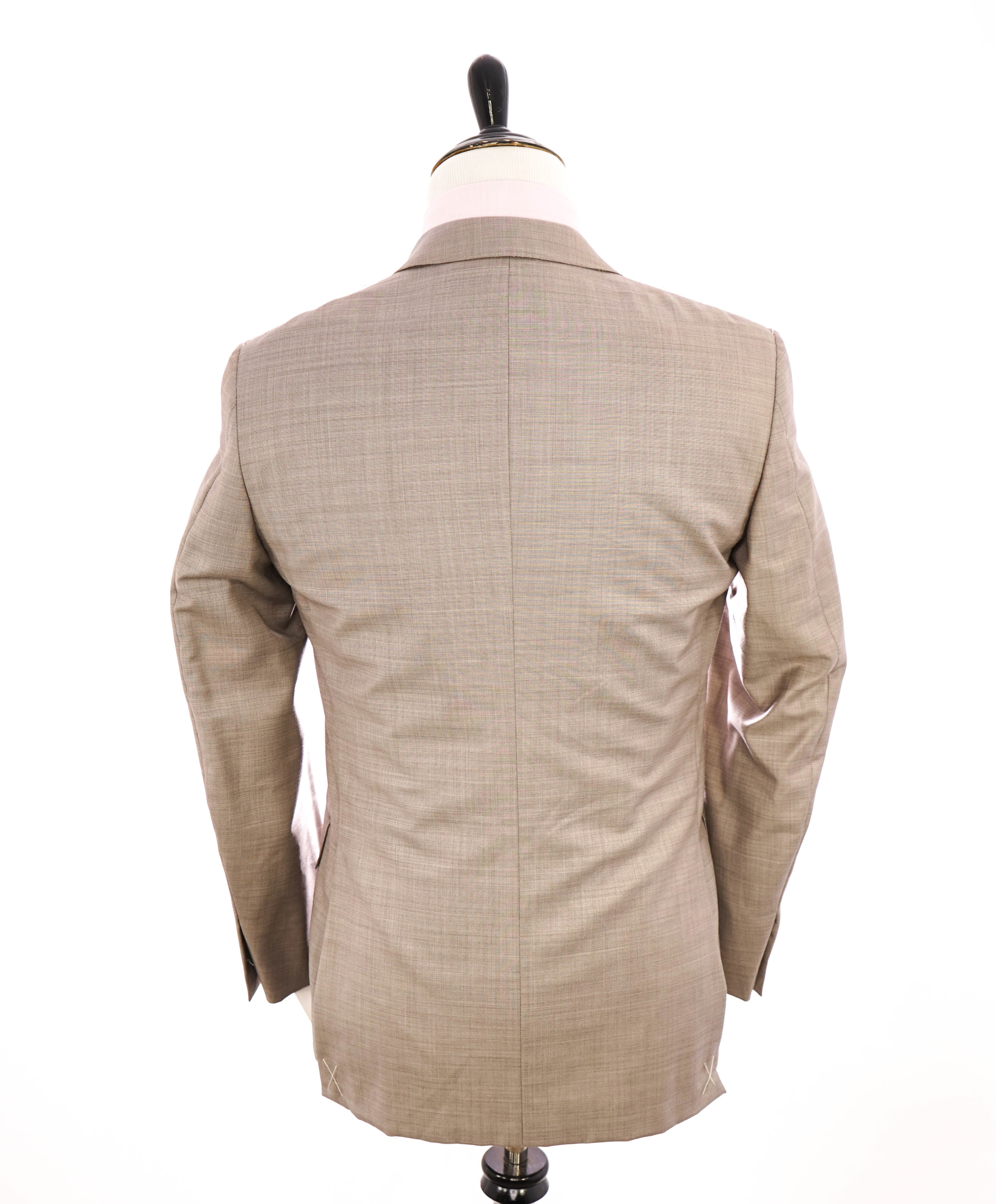 $3,290 ERMENEGILDO ZEGNA- “TORFEO” Camel Blazer- 36R