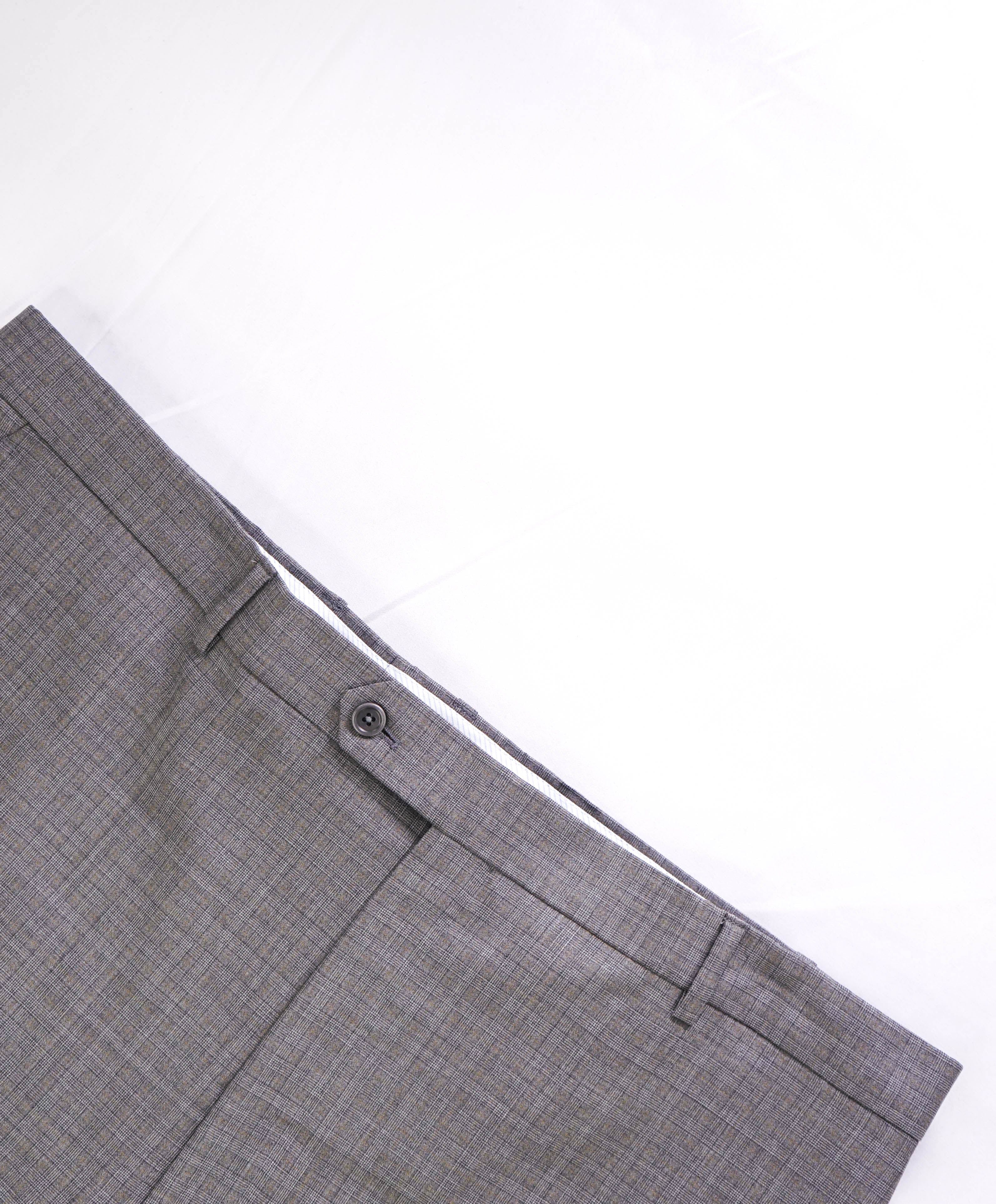 $425 SAKS FIFTH AVE - Wool/Silk Gray Check MADE ITALY Flat Front Dress Pants - 42W