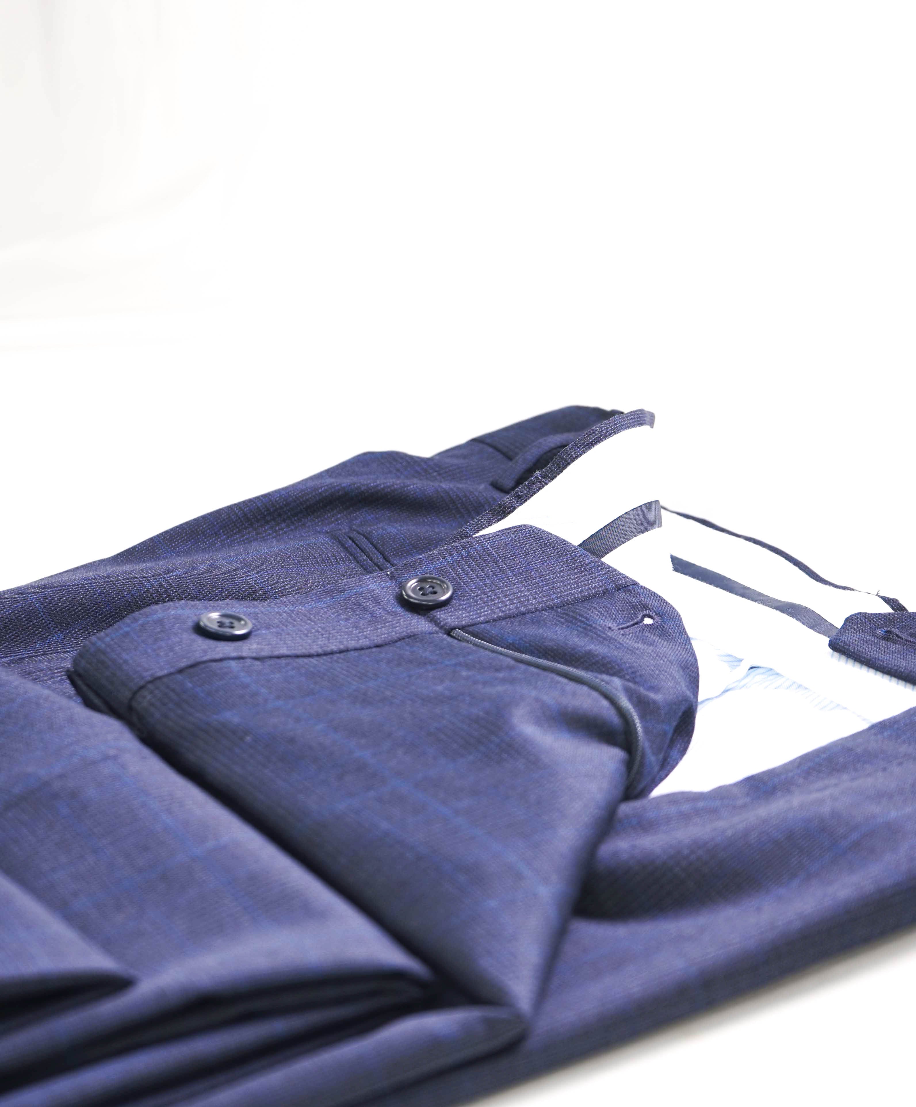 SAKS FIFTH AVE - Prince of Wales Check "CLASSIC" MADE IN ITALY Flat Front Dress Pants - 32W