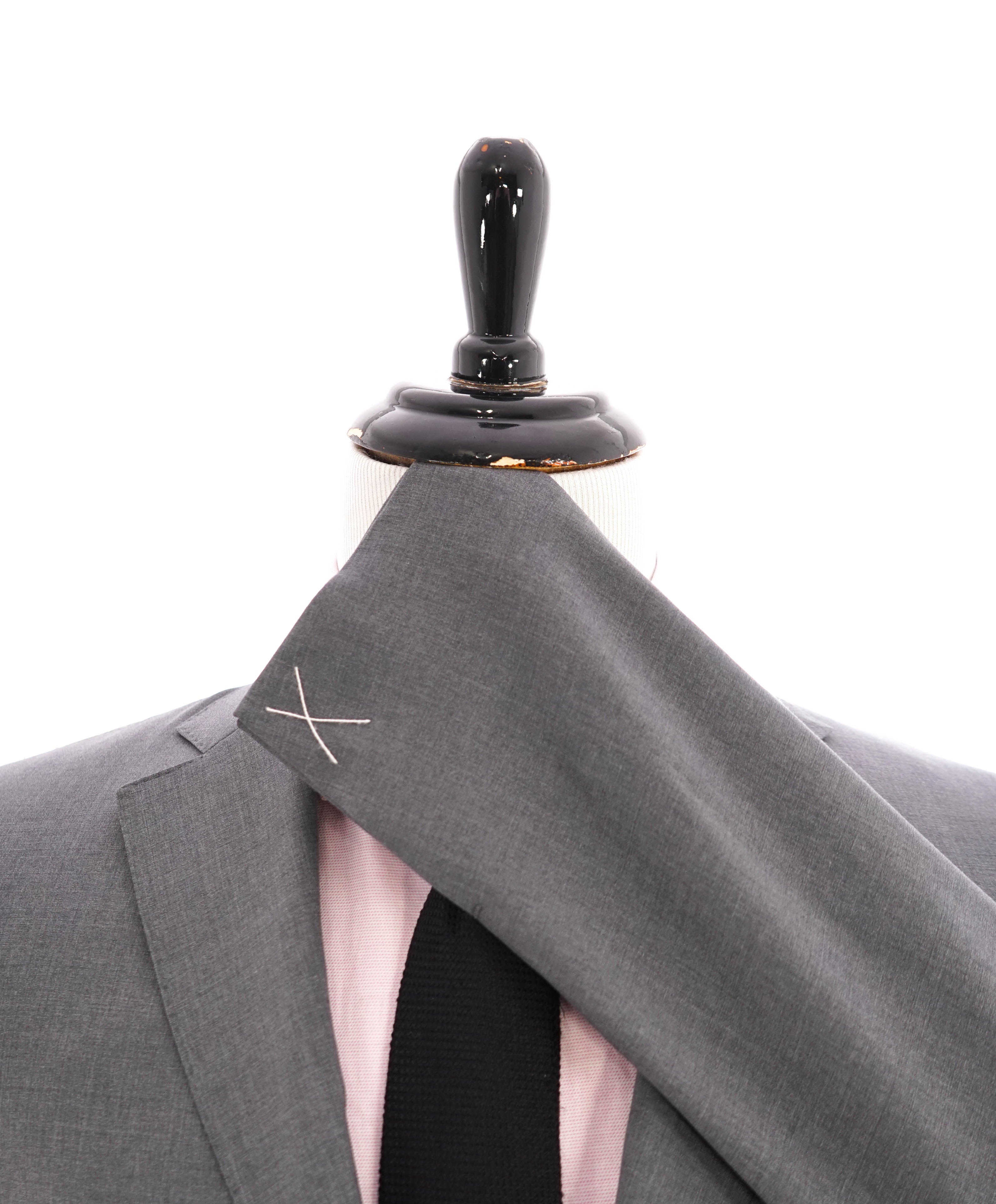 $3,290 ERMENEGILDO ZEGNA-“HIGH PERFORMANCE” Gray Blazer- 40R