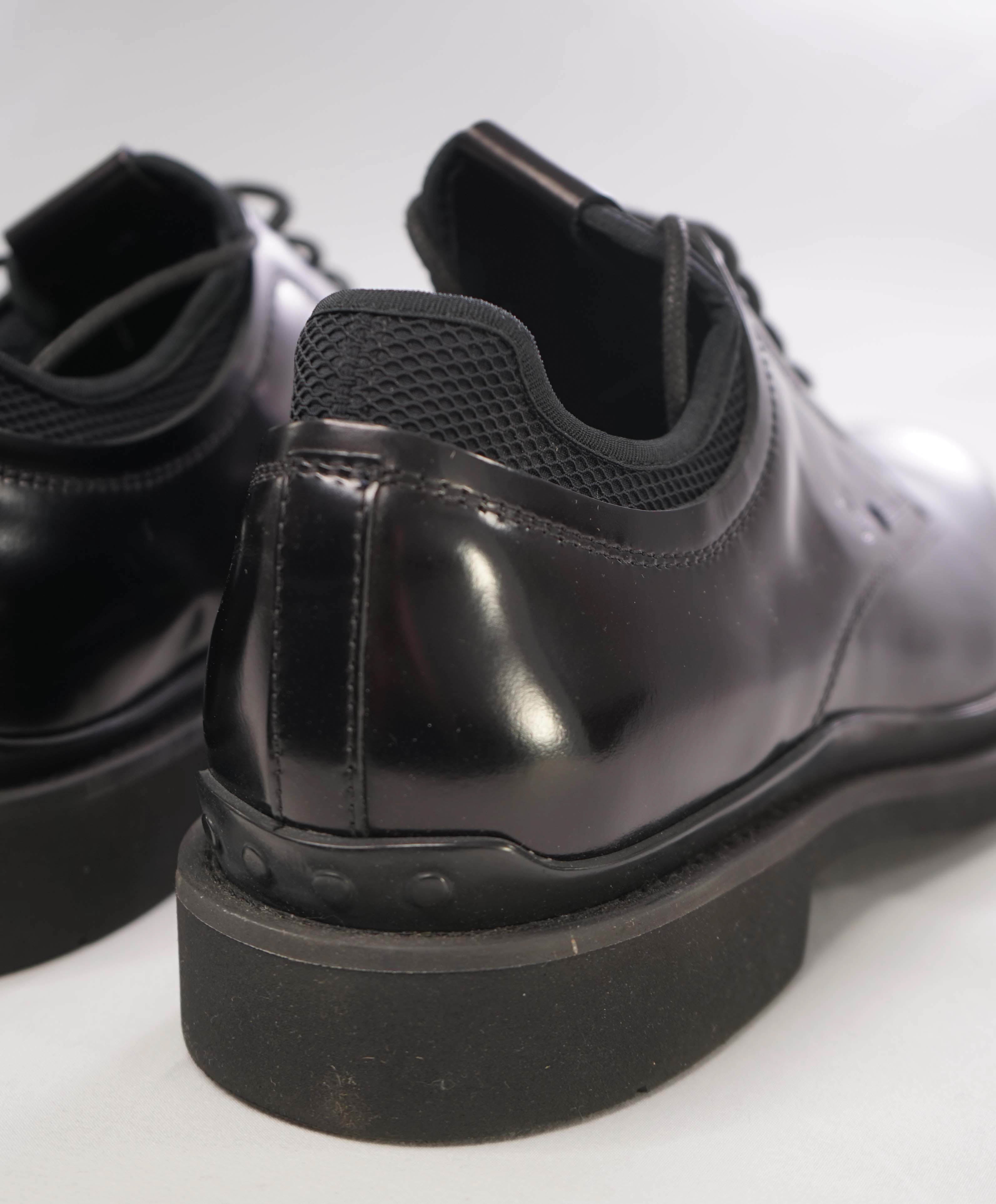 TOD’S - Black Logo Embossed LUG SOLE Vamp Penny Loafers - 9.5 US (8.5 IT)