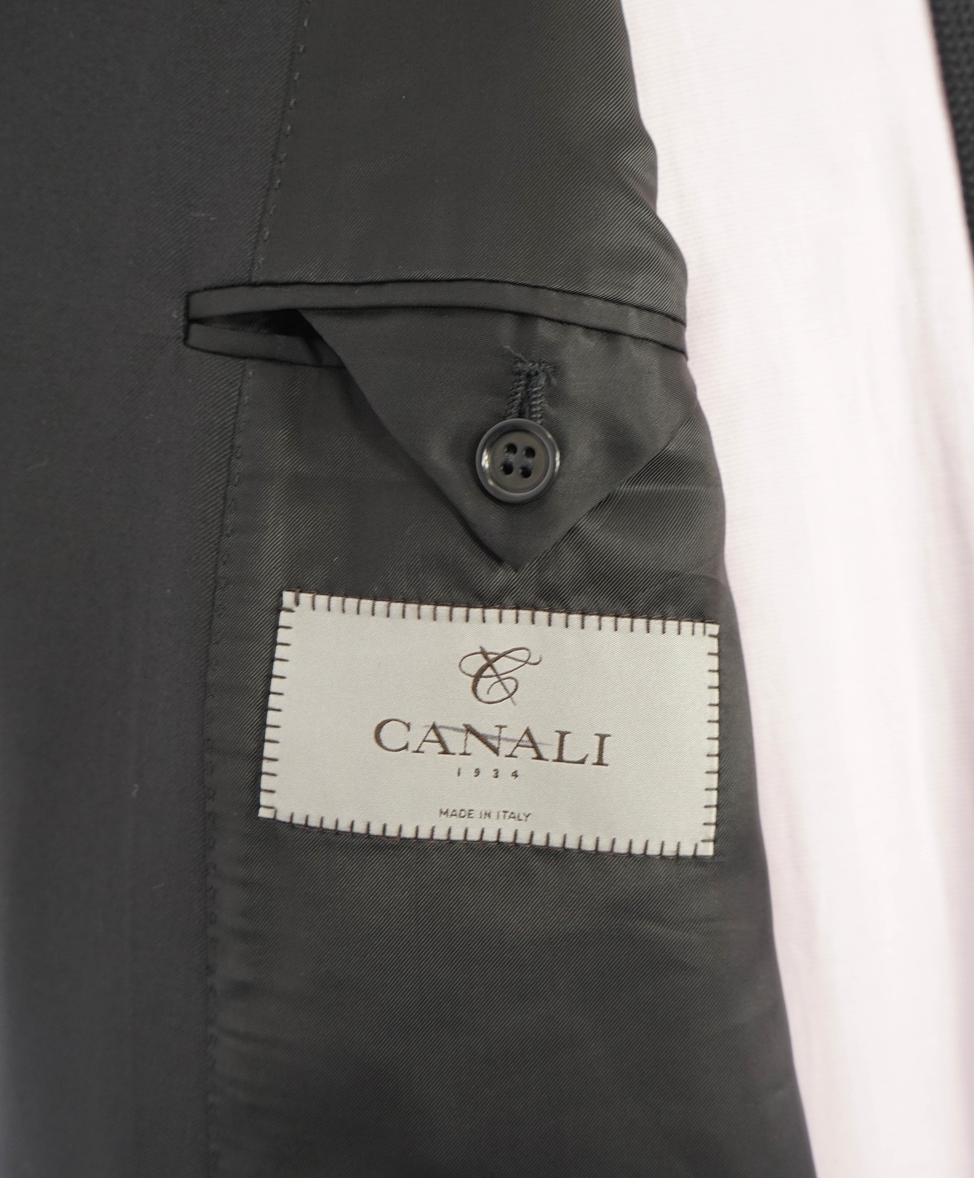 $1,795 CANALI - Black Solid Notch Lapel 2-Btn Blazer - 54R US
