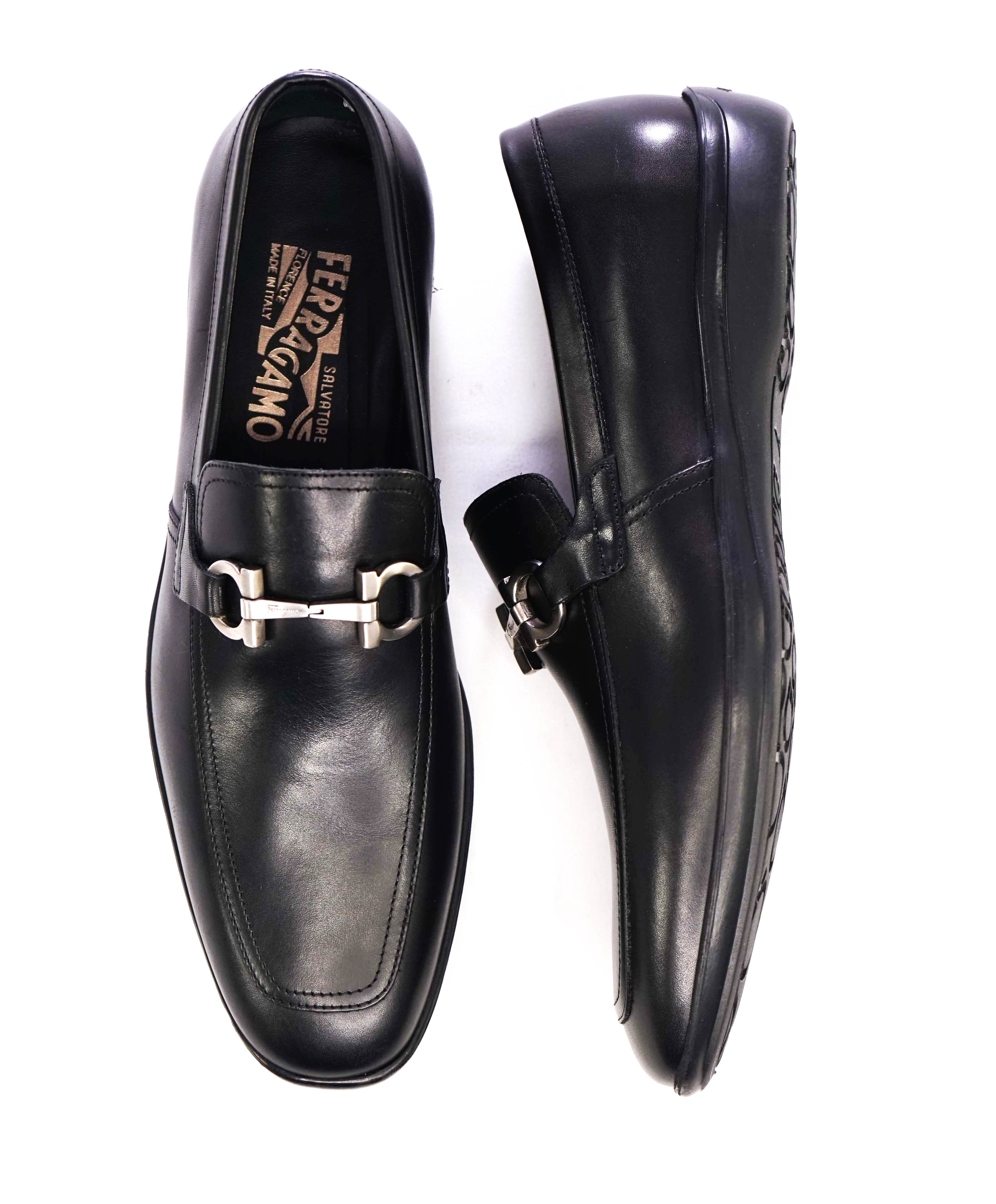 $850 SALVATORE FERRAGAMO - “SIMPLY" Gancini Bit Loafer Black Leather SLEEK - 8.5 D