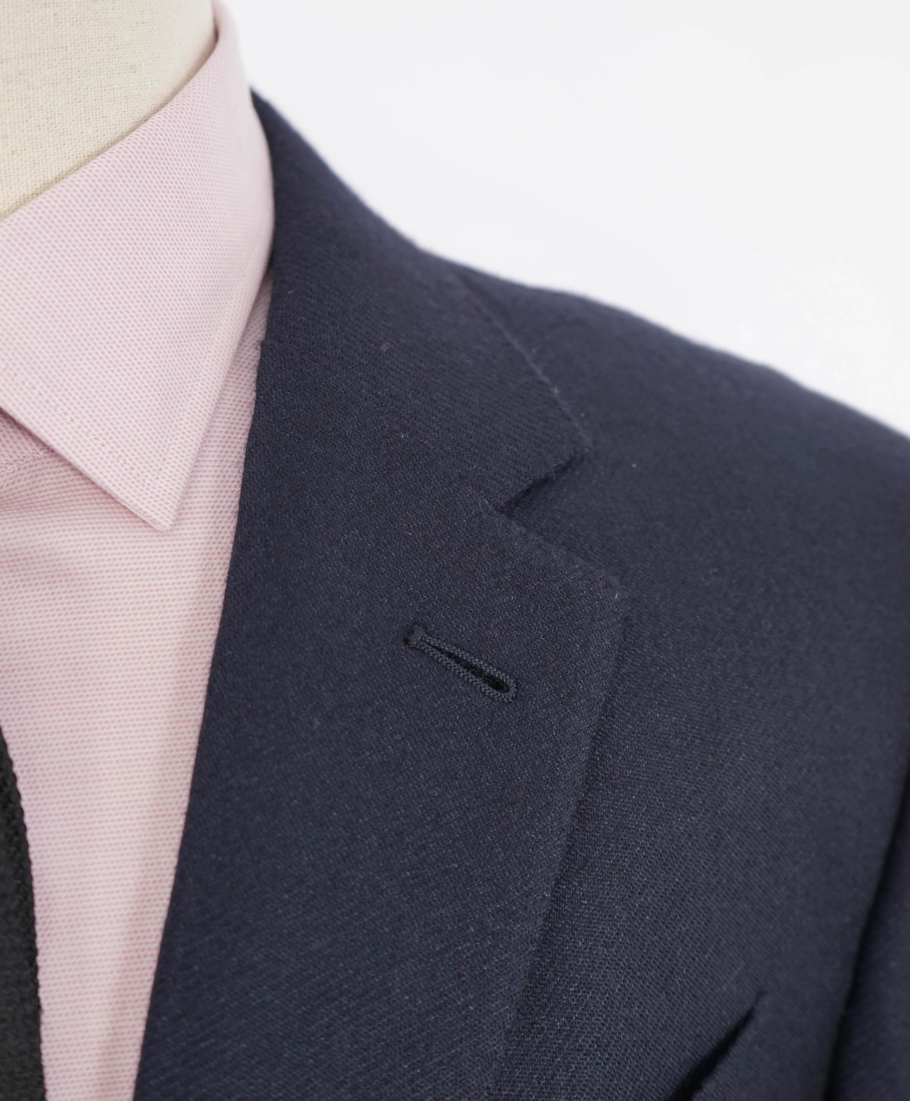 $3,650 ERMENEGILDO ZEGNA- 92% CASHMERE 8% Silk Navy Blazer- 44R