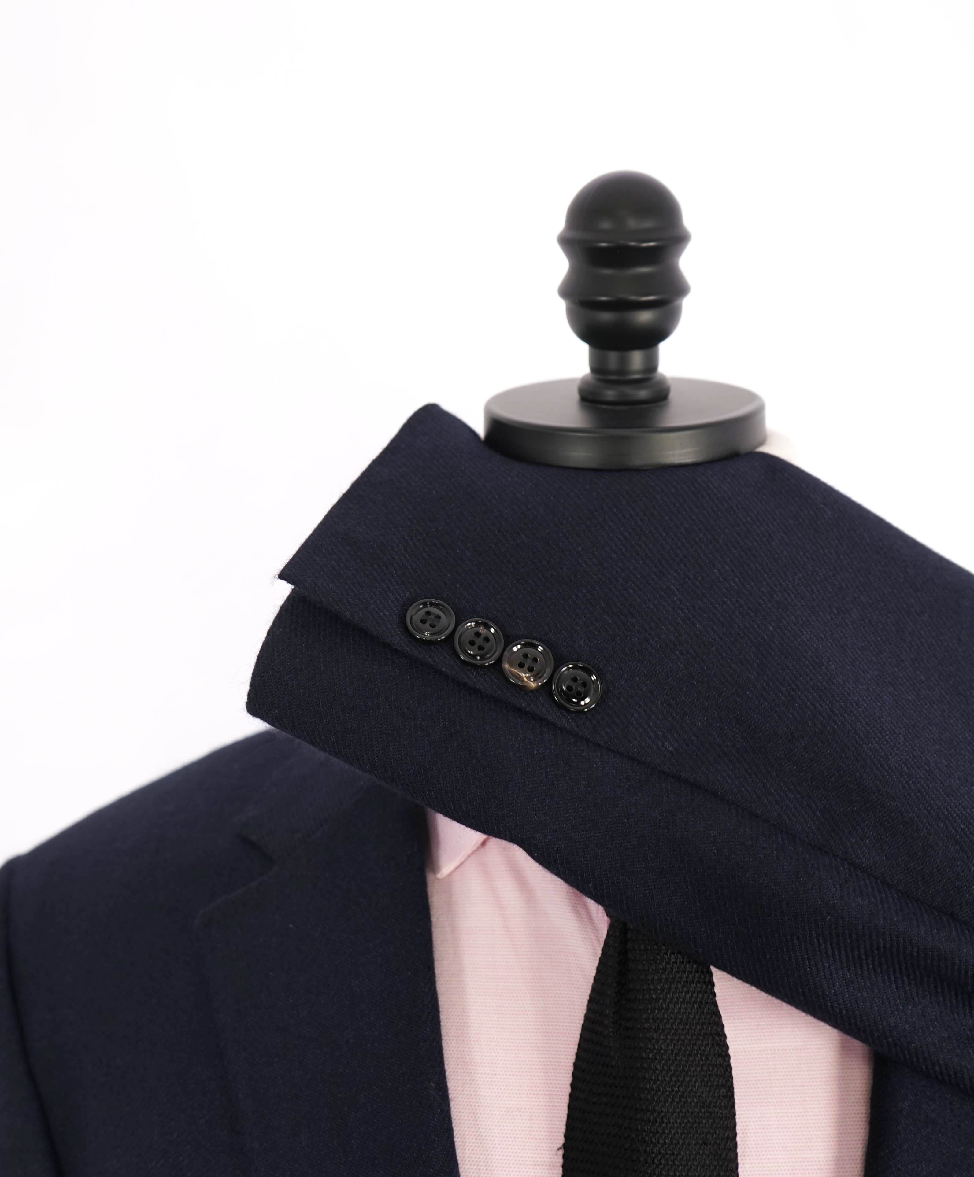 $3,650 ERMENEGILDO ZEGNA- 92% CASHMERE 8% Silk Navy Blazer- 44R