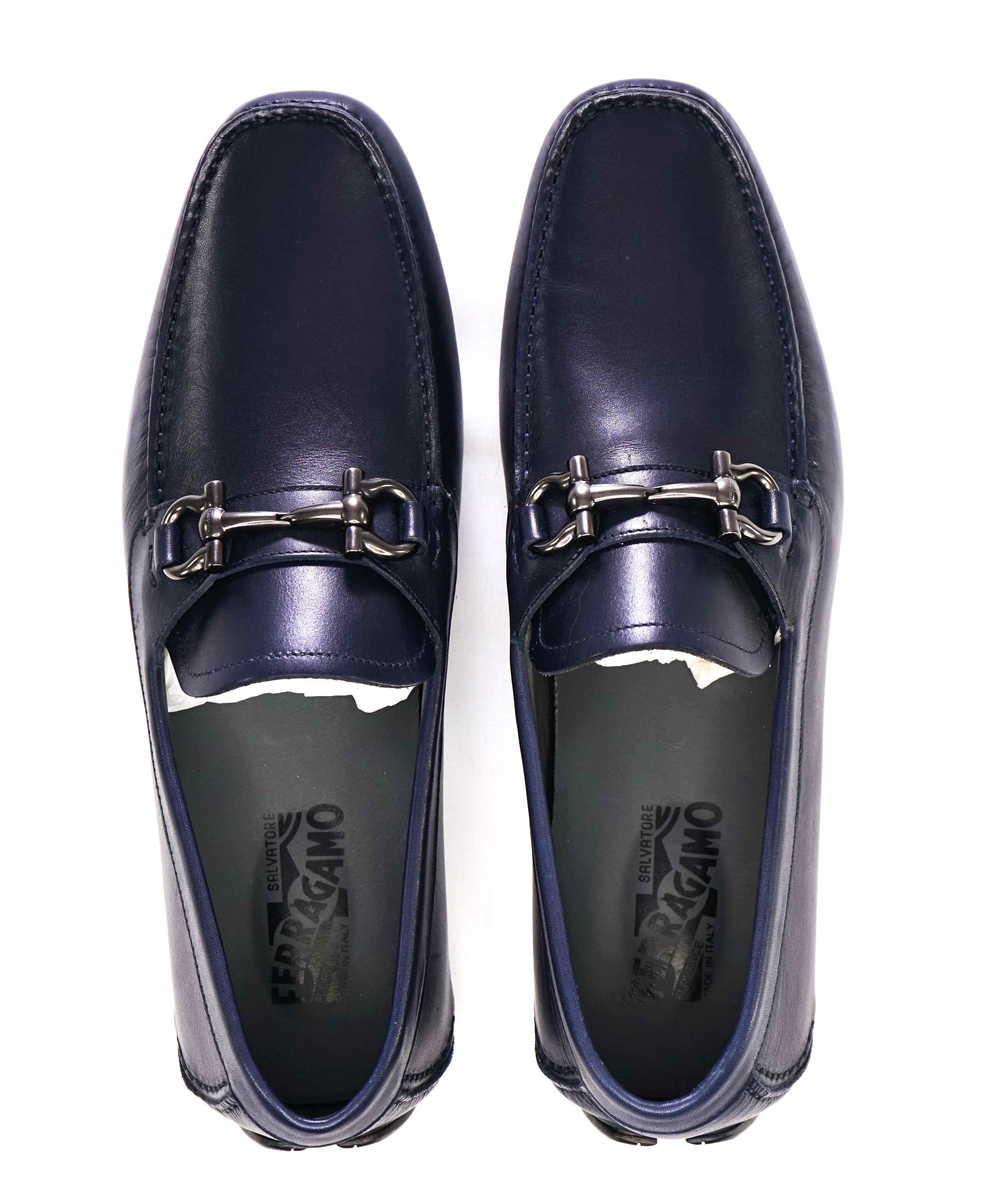 $795 SALVATORE FERRAGAMO - Smooth Navy Leather Parigi Slip On Loafers - 9.5 D